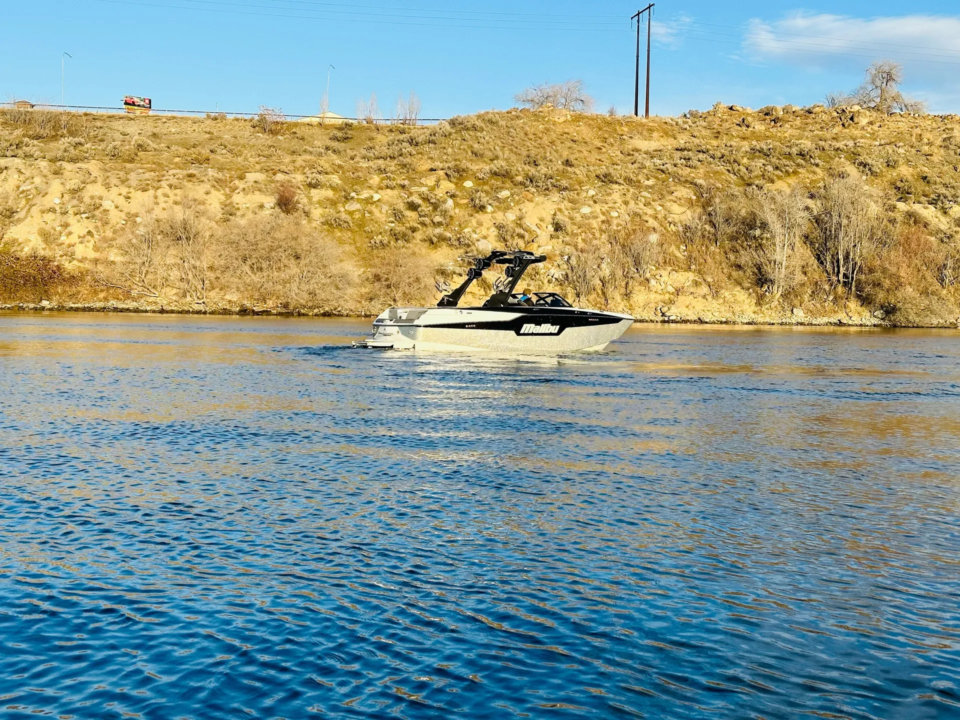 MALIBU BOATS M220 in East Wenatchee, WA — photo 8