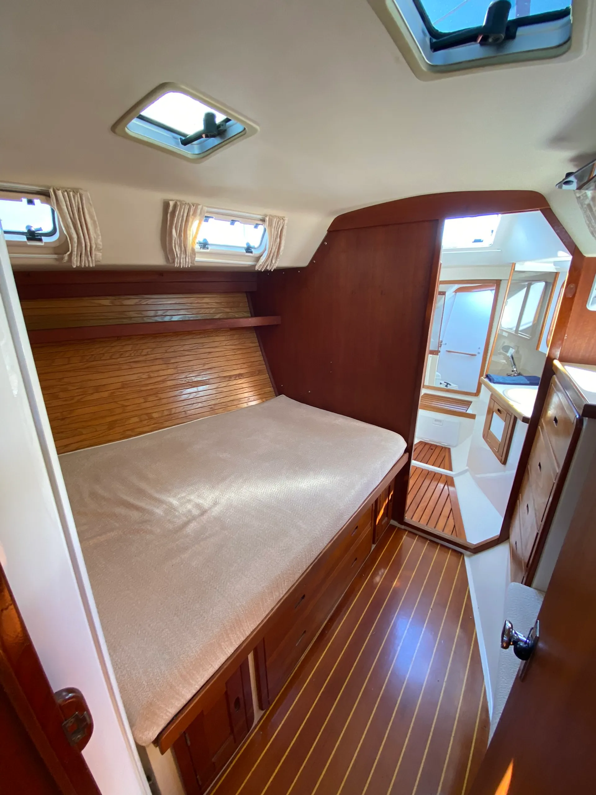 Catalina 42 Fin Keel in San Diego, CA — photo 5