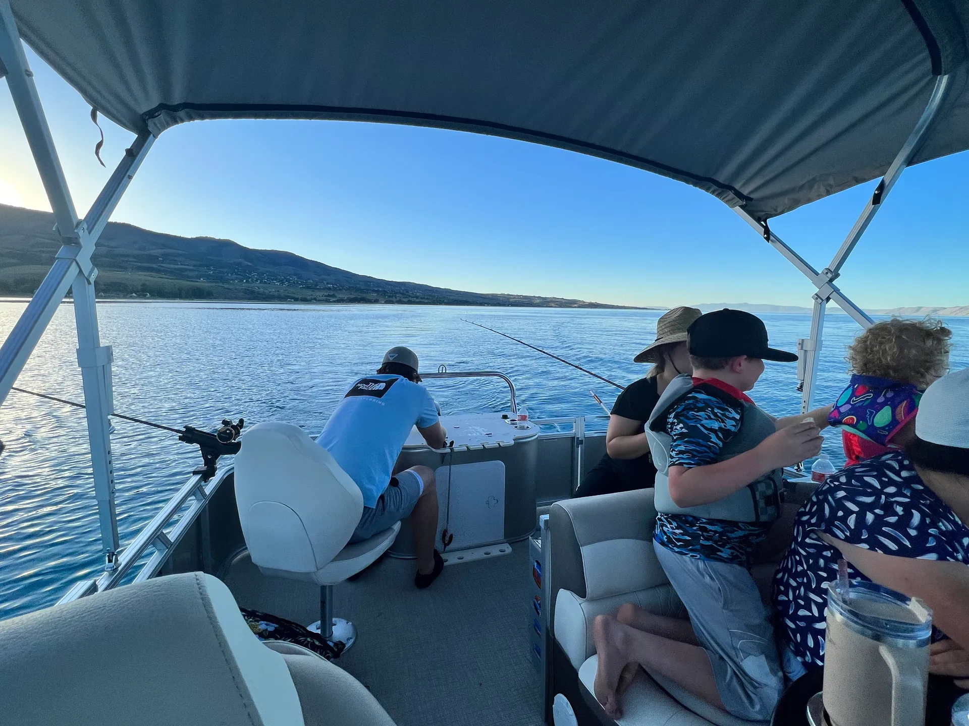 NEW Avalon 22' Tri-Toon Pontoon  