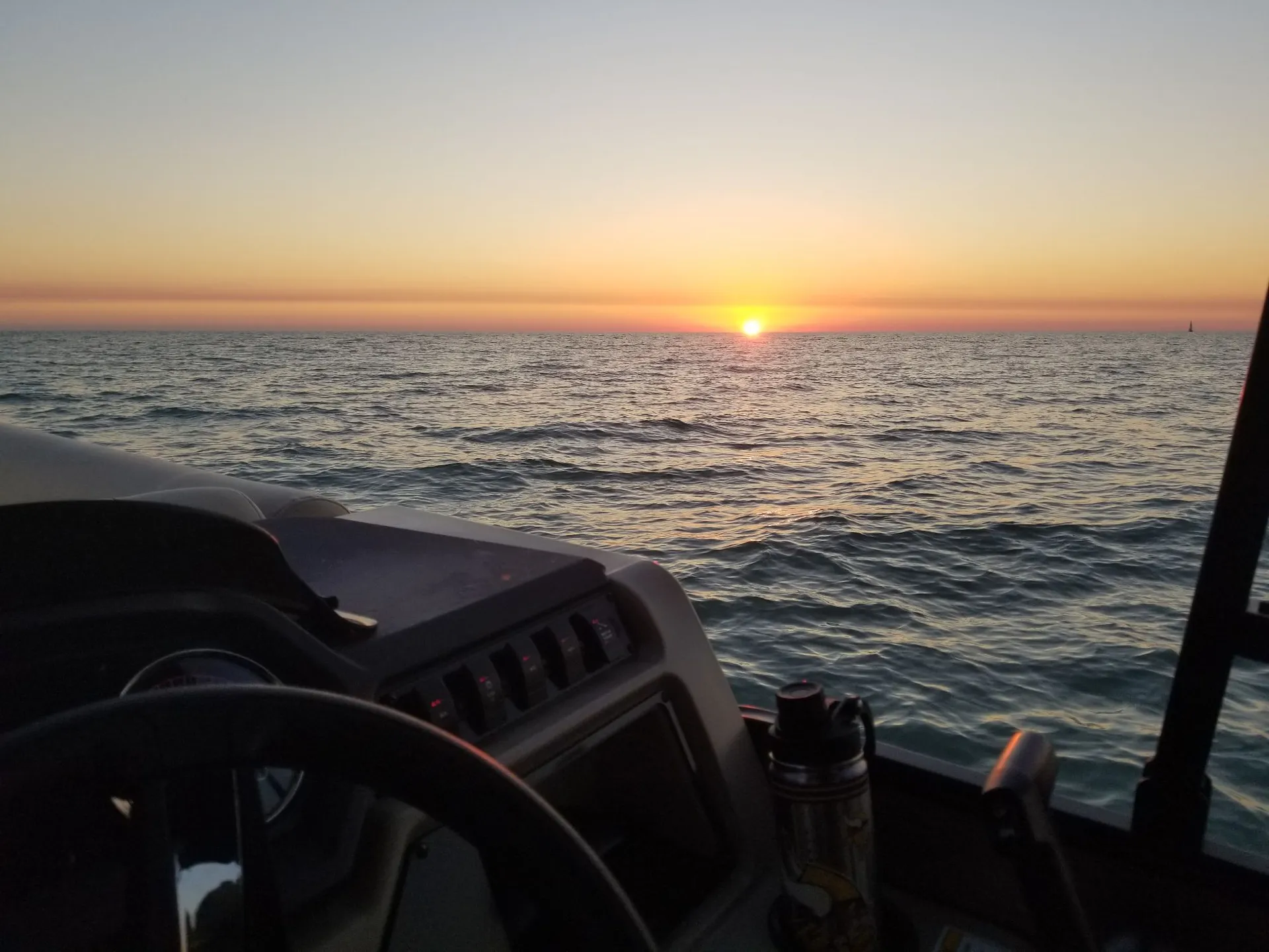 Newer 22 foot luxury pontoon 