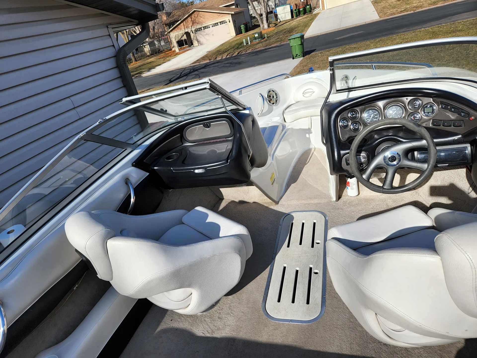 Crownline Boats 180 BR in Minneapolis, MN — photo 5