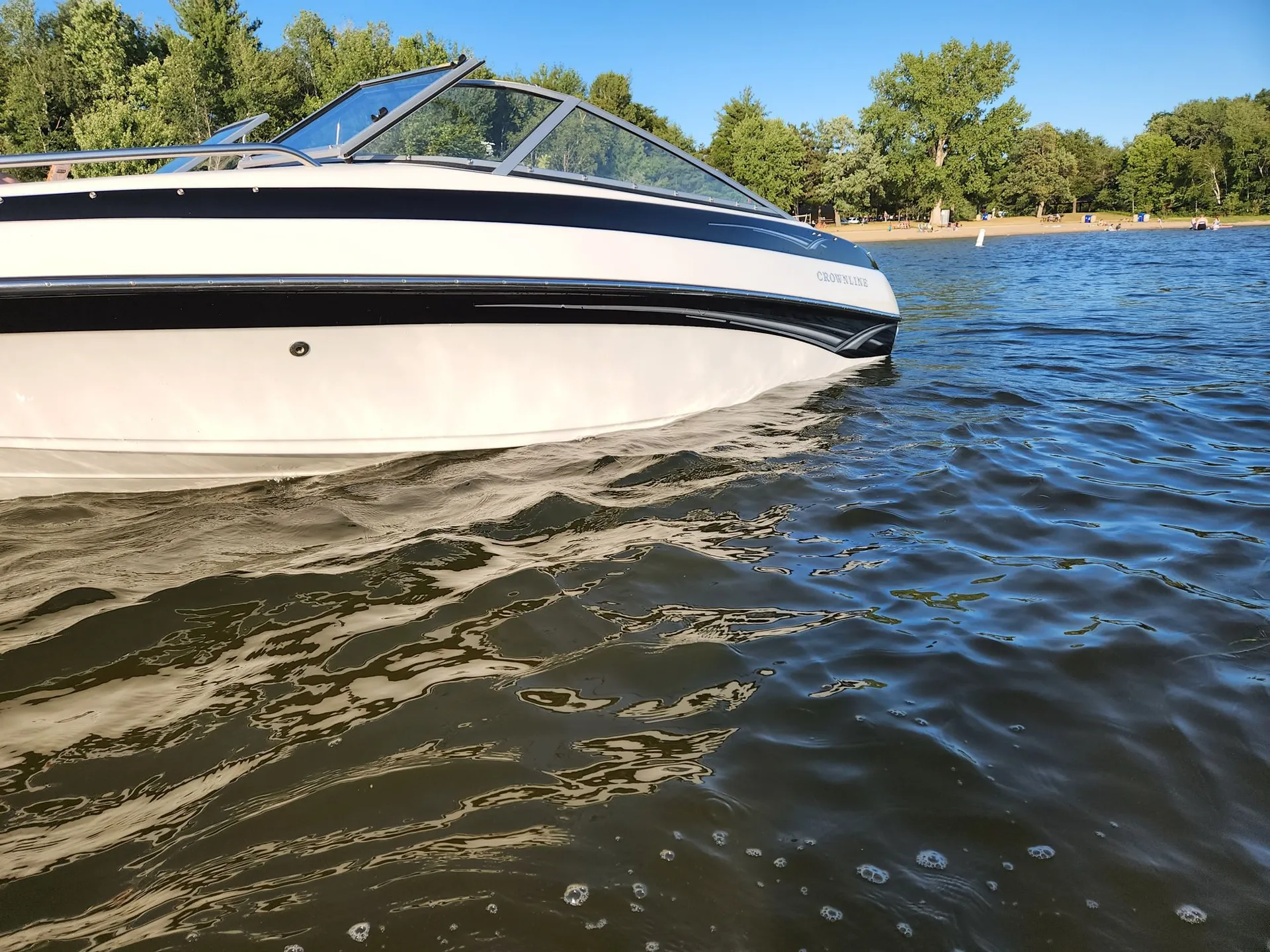 Crownline Boats 180 BR in Minneapolis, MN — photo 3