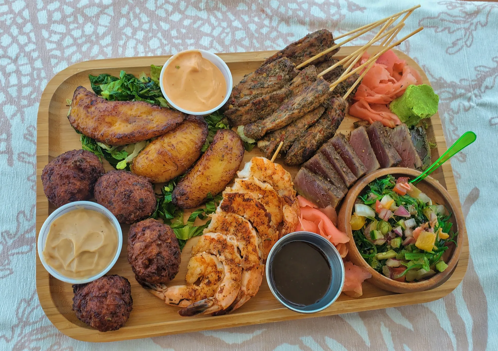 Luxurious Private Yacht Charter 