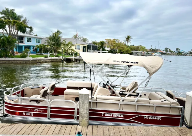 Rent a SUN TRACKER pontoon in Bradenton Beach, FL near me