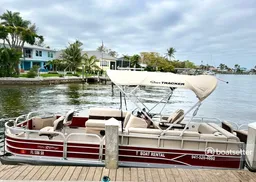 Large Pontoon Boat In Bradenton Manatee