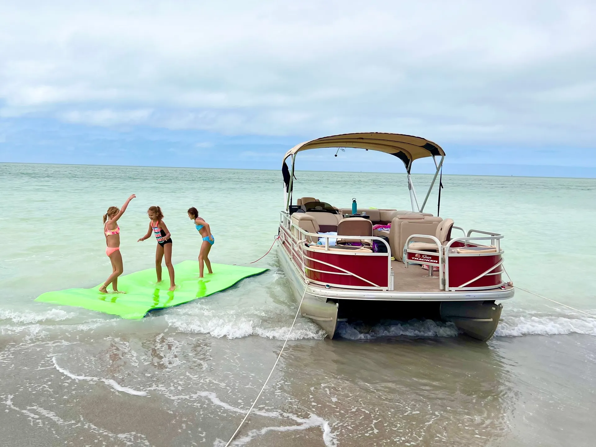 Large Pontoon Boat In Bradenton Manatee