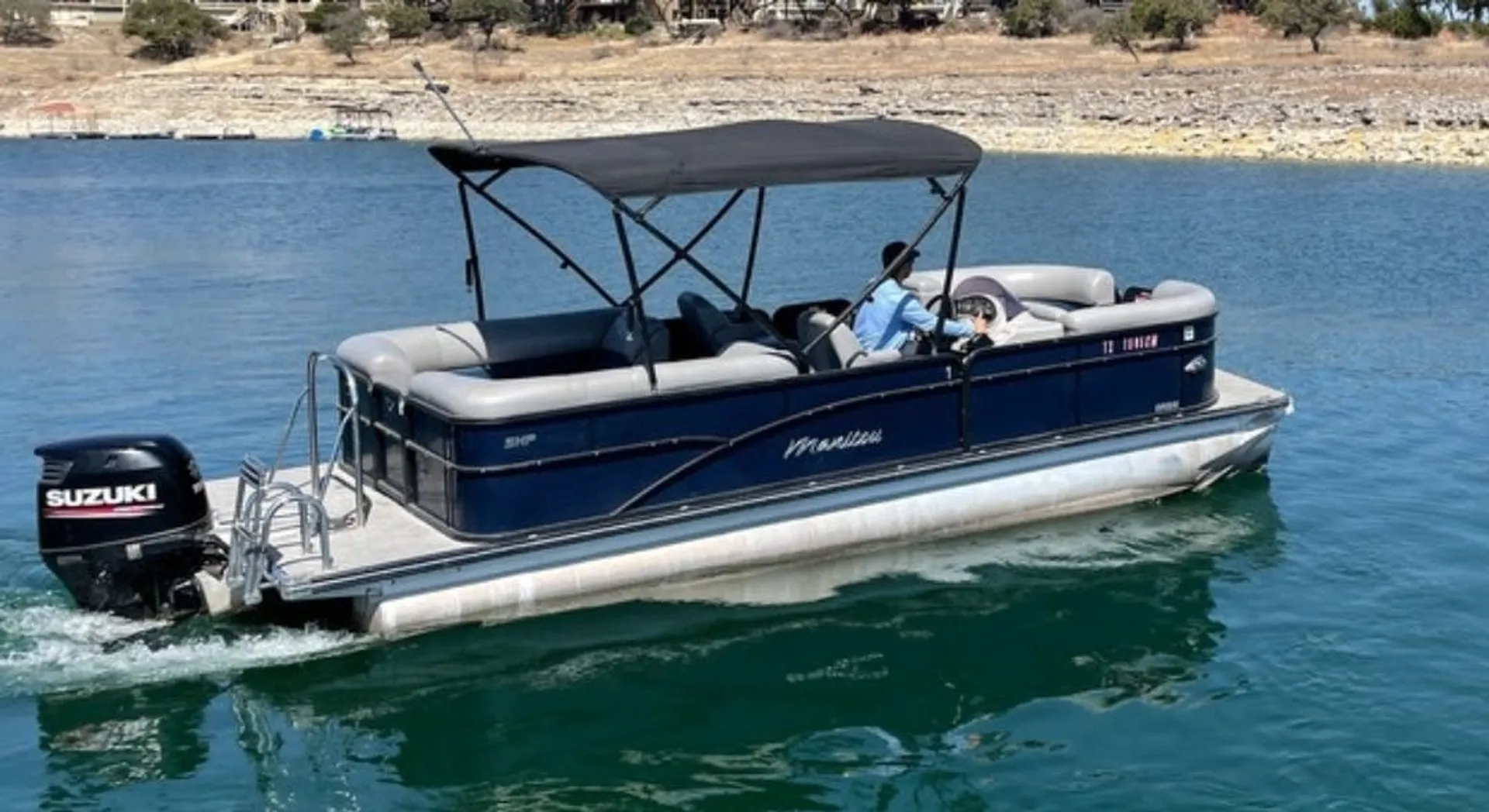 MANITOU PONTOON  24 OASIS in Point Venture, TX — photo 2