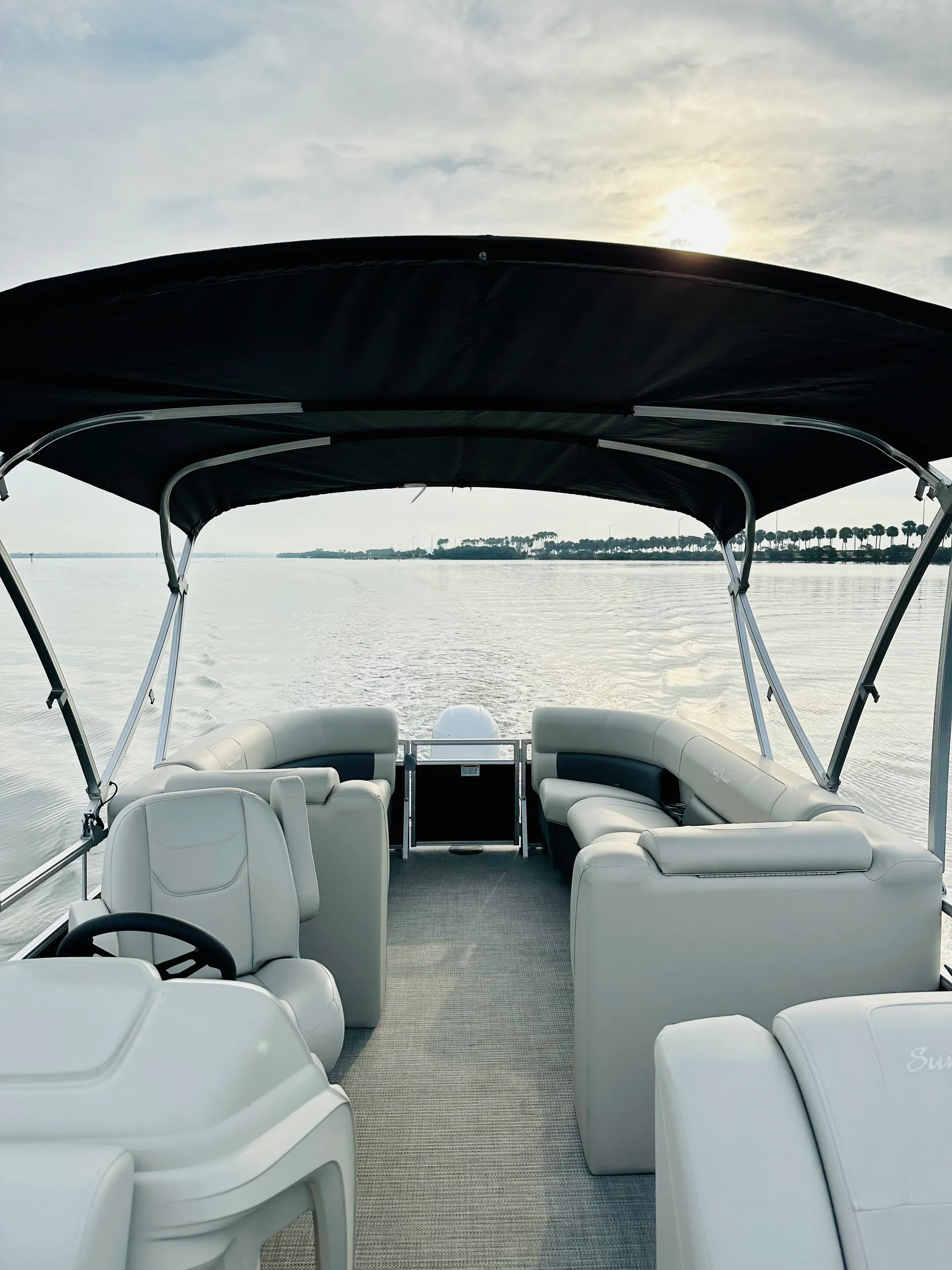 SUNCHASER VISTA 7522 LR in St. Petersburg, FL — photo 7