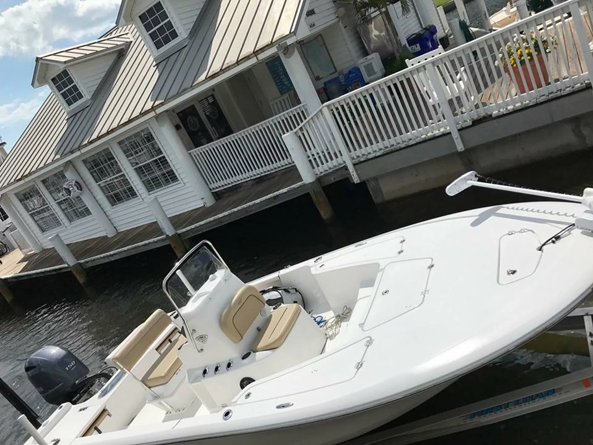 Chum Crazy - Guided Fishing on a 21' Tidewater! 