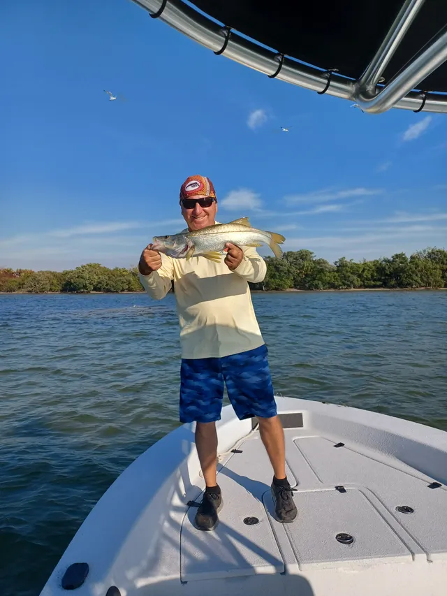 Rent a MAKO MARINE angler in Ruskin, FL near me