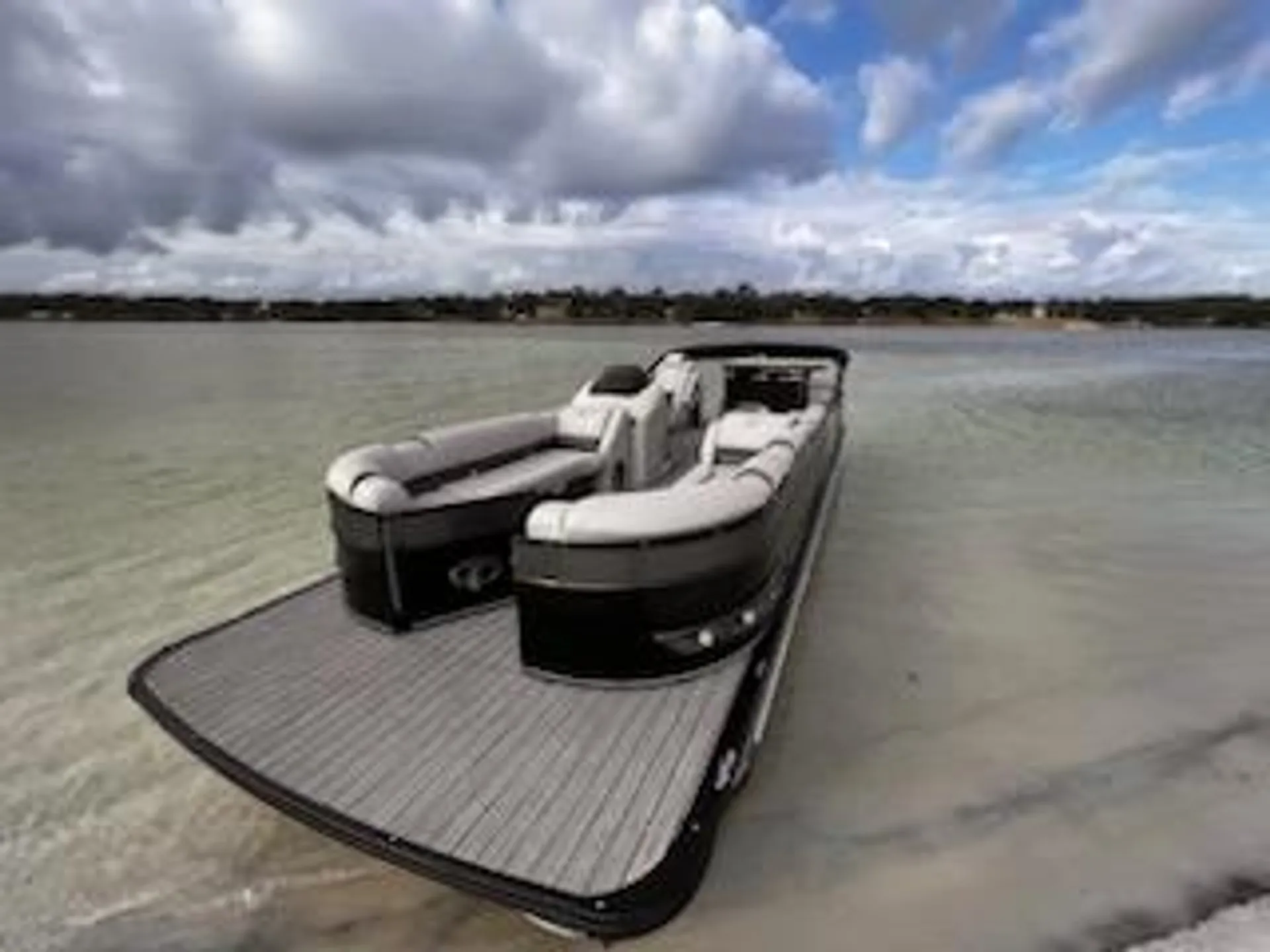 30’ 250hp Custom Party Barge. Free add on 15’ Lilly pad, cooler w Ice 