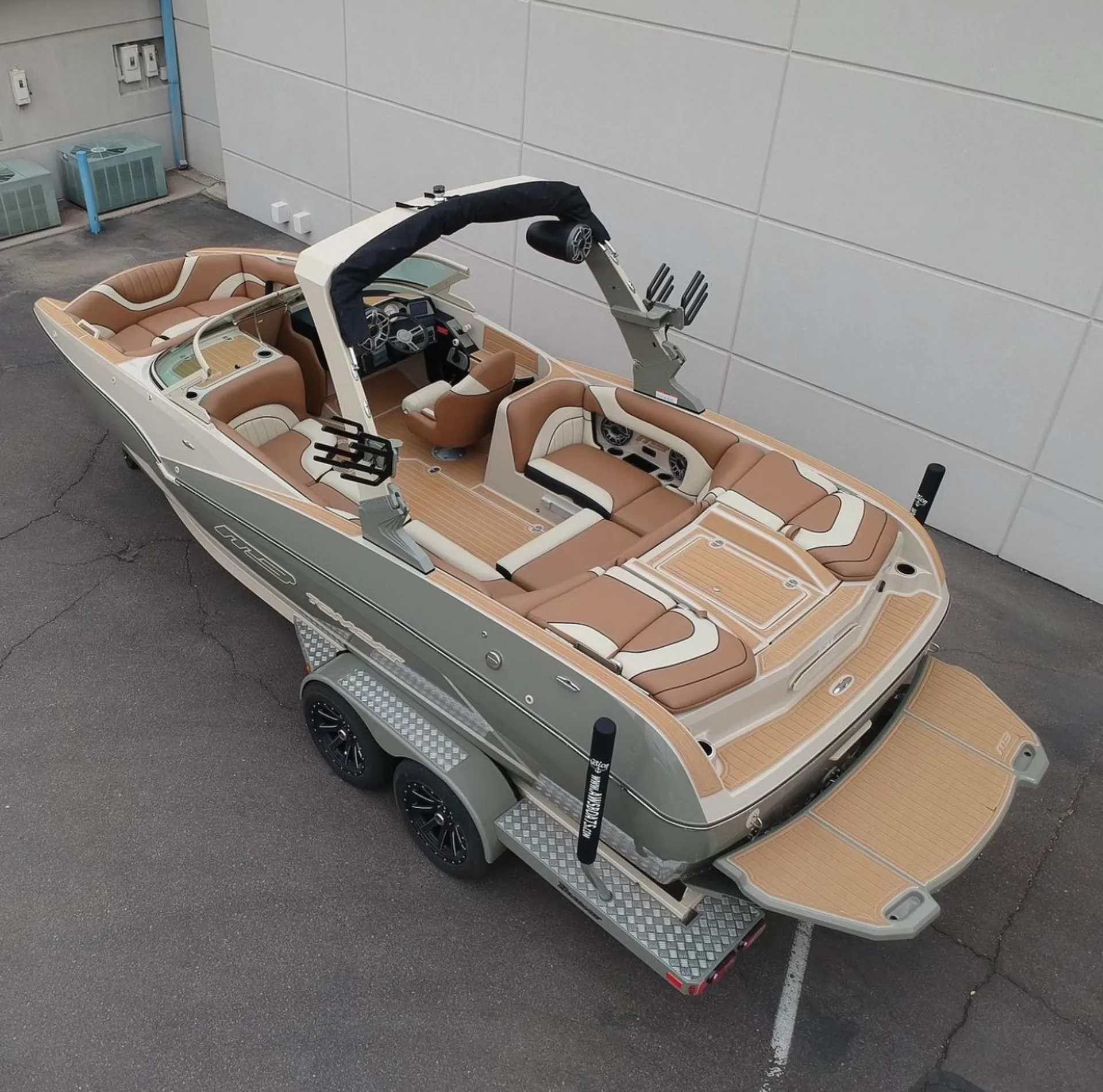 MB SPORTS F22 TOMCAT ALPHA in Scottsdale, AZ — photo 3