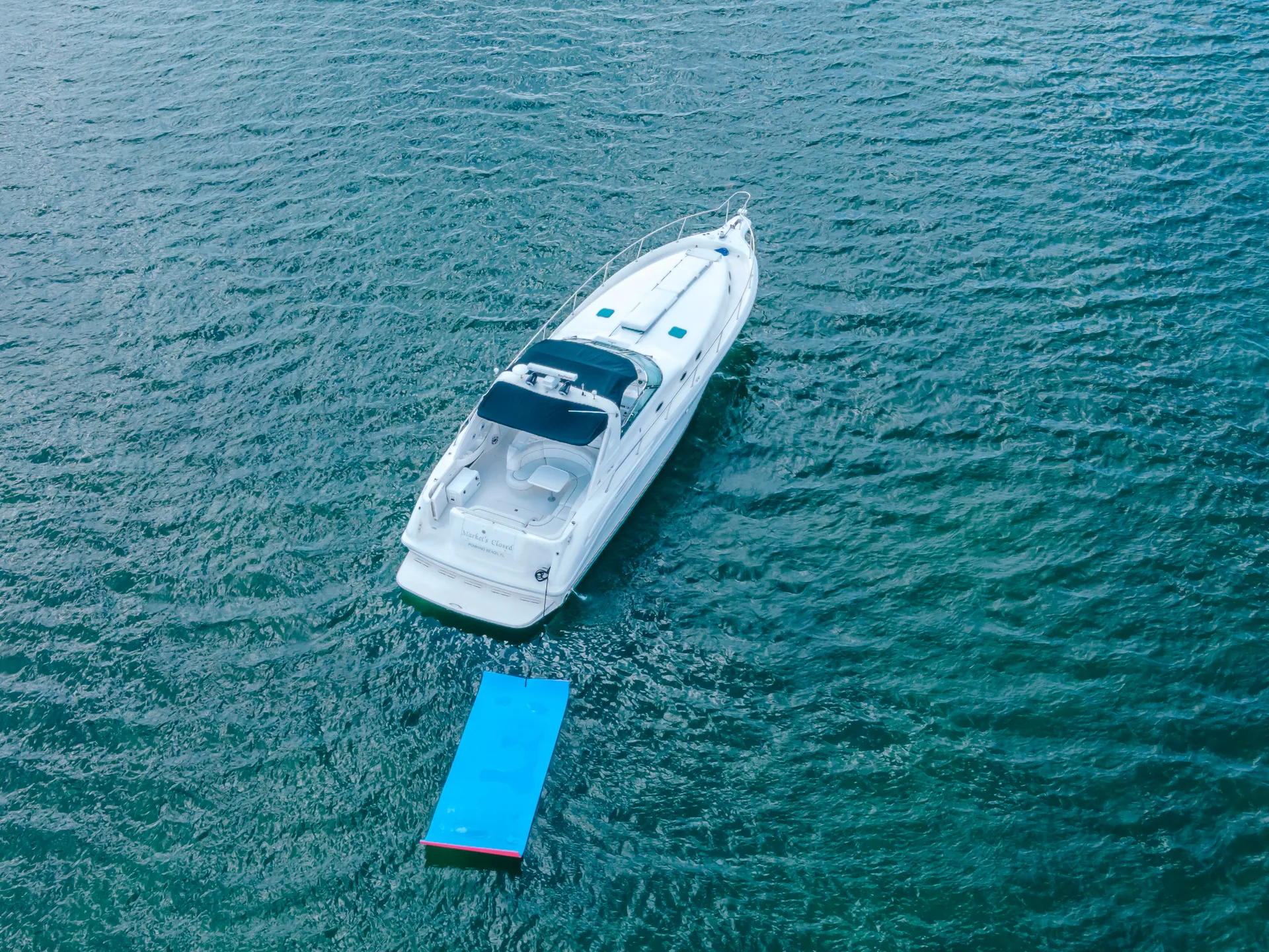 Sea Ray Boats 460 Sundancer in Miami, FL — photo 4