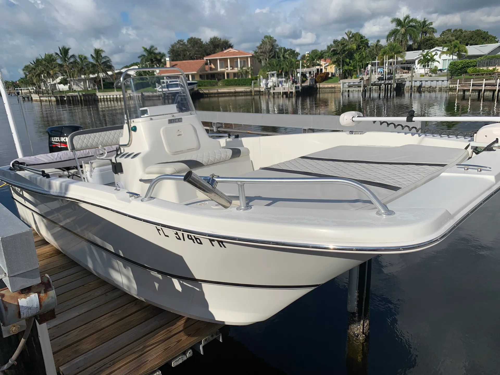 Carolina Cat 18CC in St. Petersburg, FL — photo 9