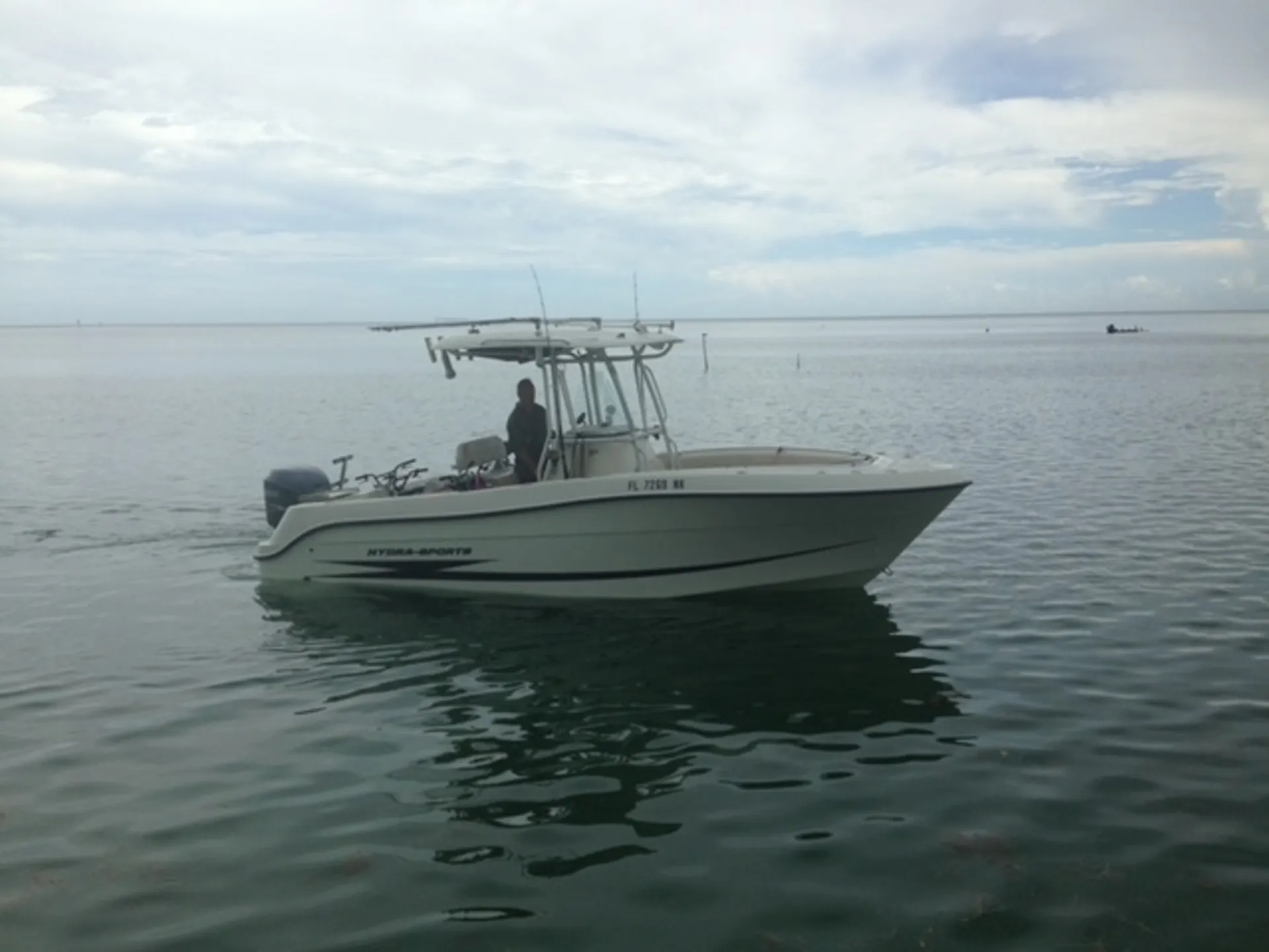 Hydrasports Boats 2200 Vector CC w/F250 TX in Coral Gables, FL — photo 4