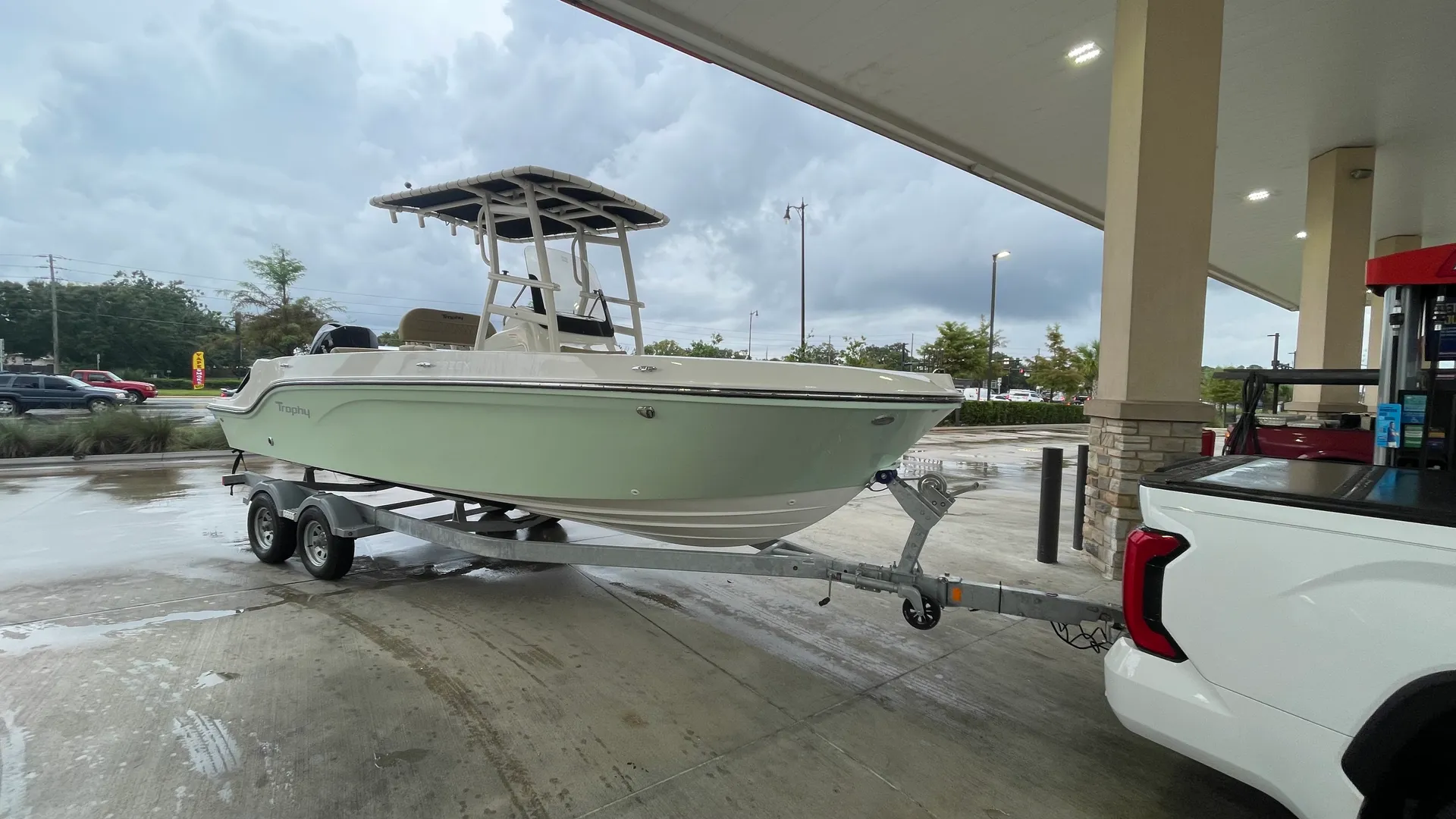 Bayliner Trophy T22CX with Mercury 200hp