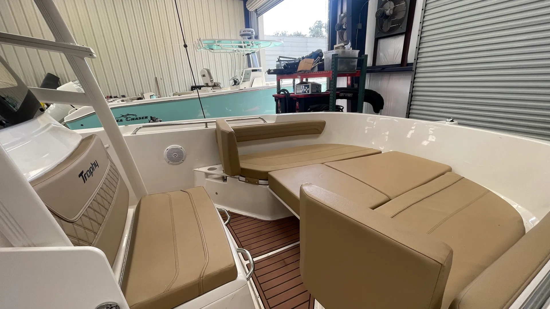 Bayliner Trophy T22CX with Mercury 200hp
