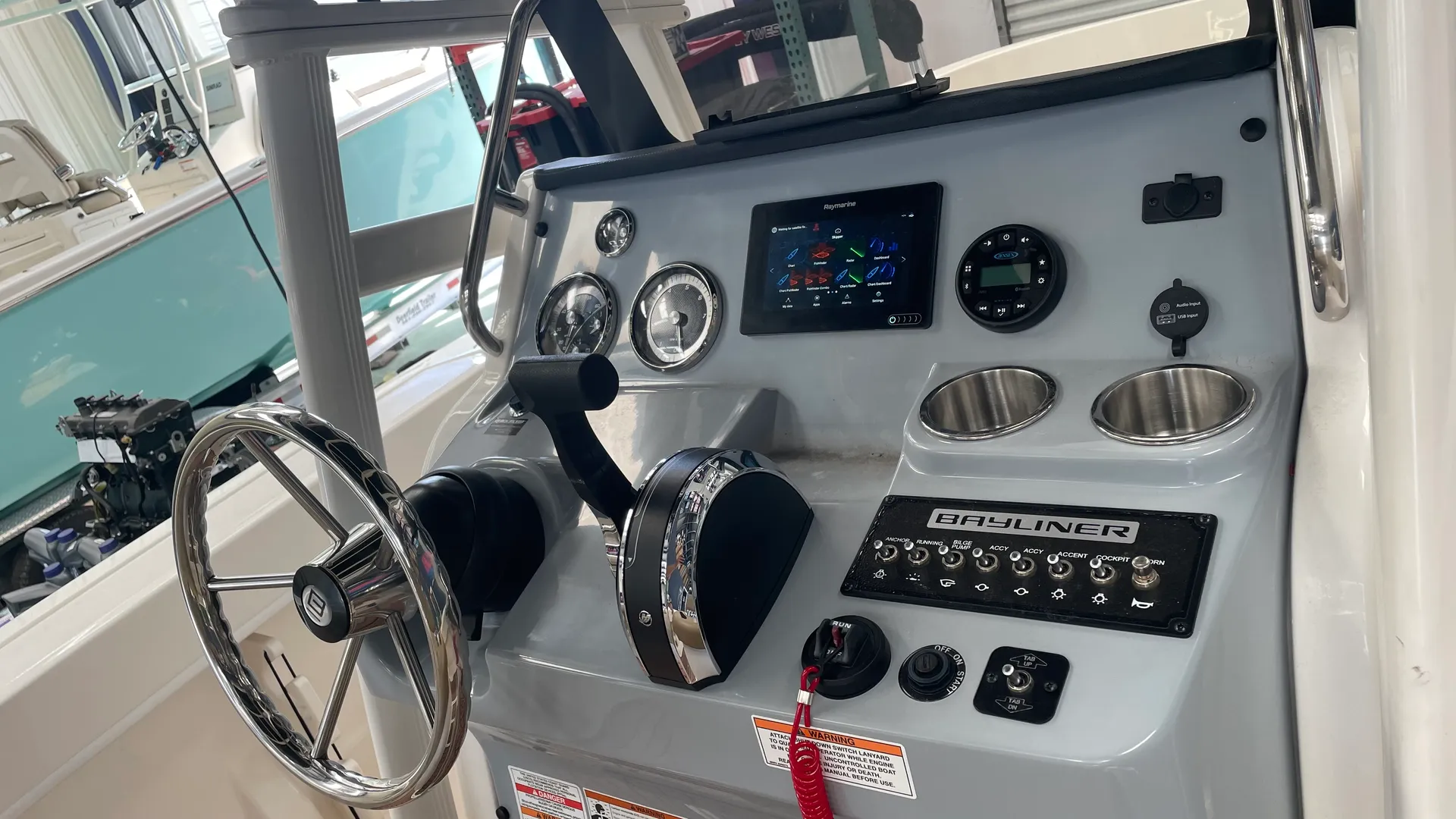 Bayliner Trophy T22CX with Mercury 200hp