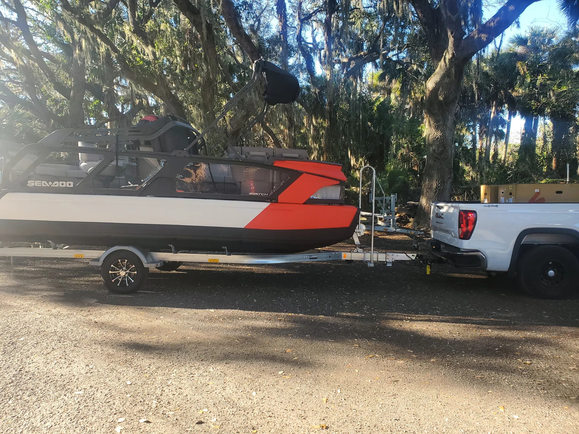 Sea-doo Pontoon Switch Cruiser in Okeechobee, FL — photo 2