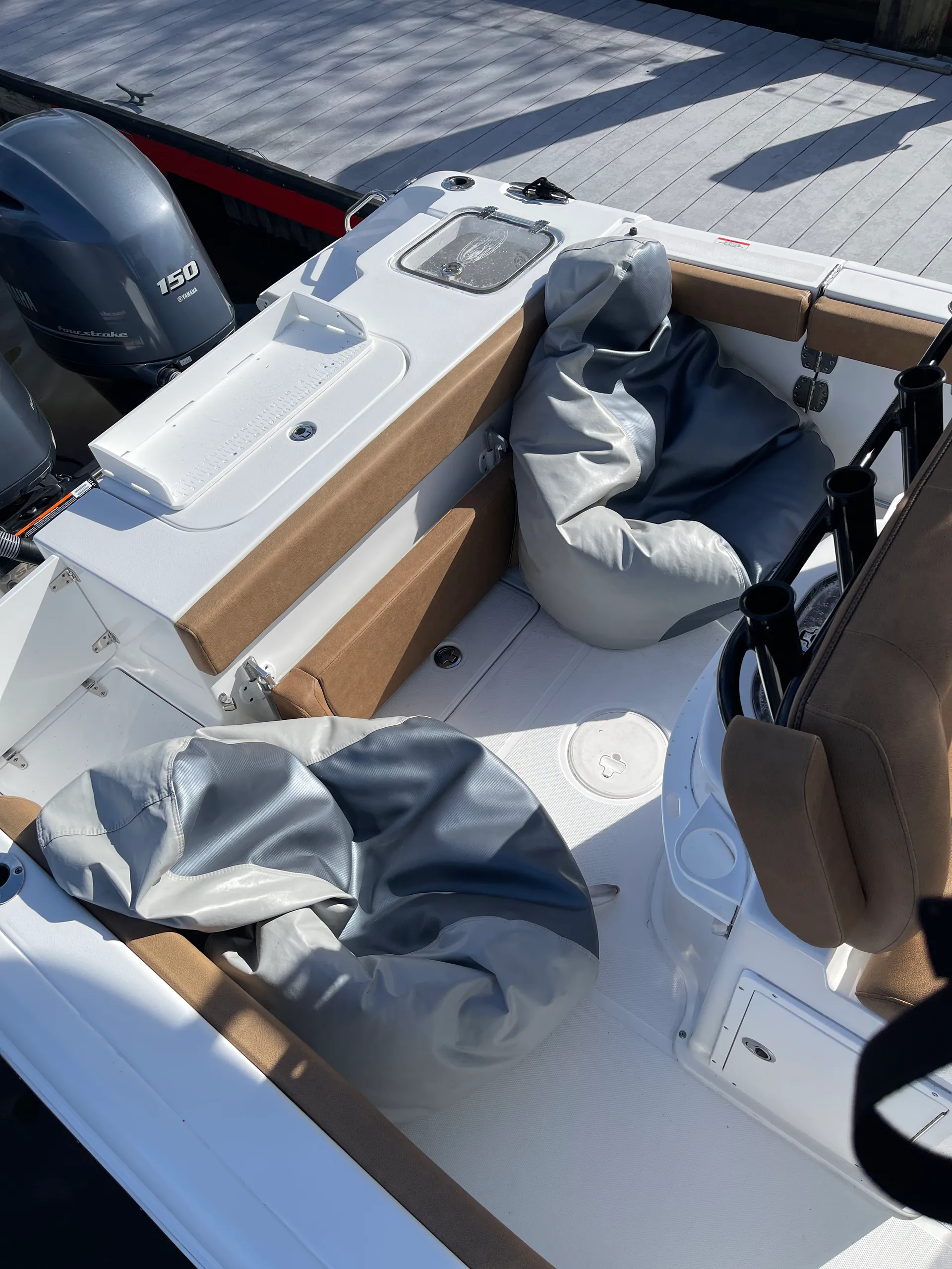 26' center console - Island hopping, trips to dining and sunsets