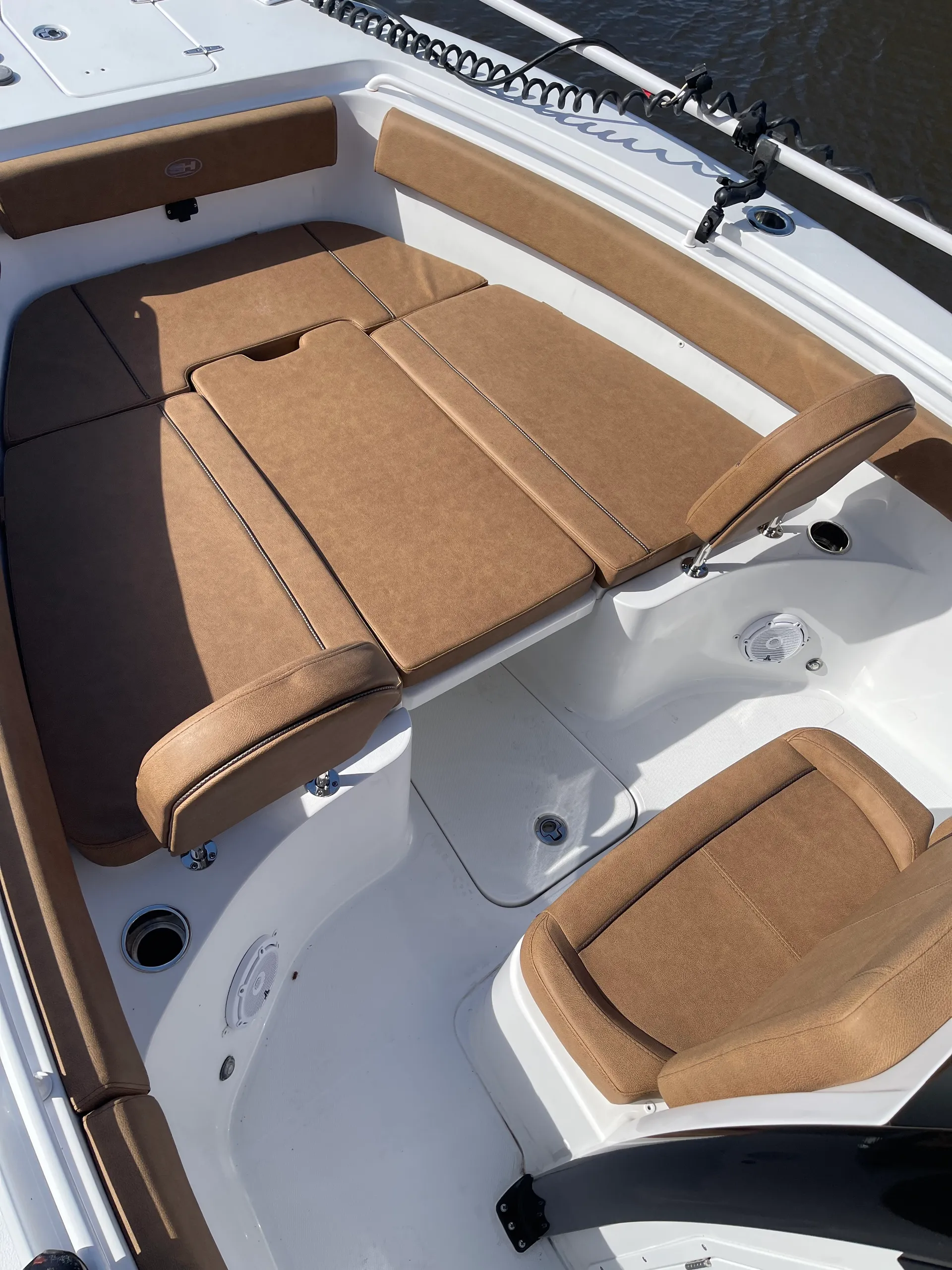 26' center console - Island hopping, trips to dining and sunsets