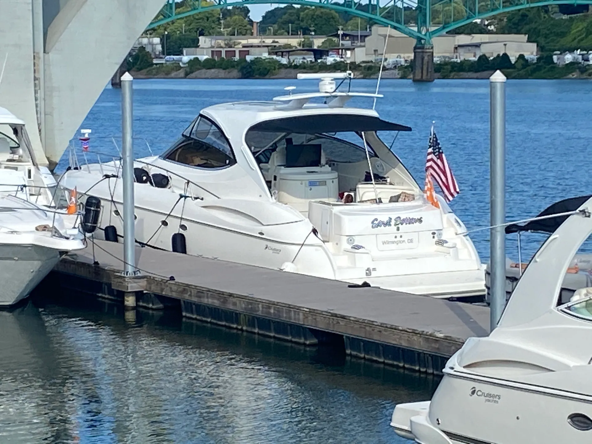 Cruisers Yachts 540 Express V-Drive in Knoxville, TN — photo 8