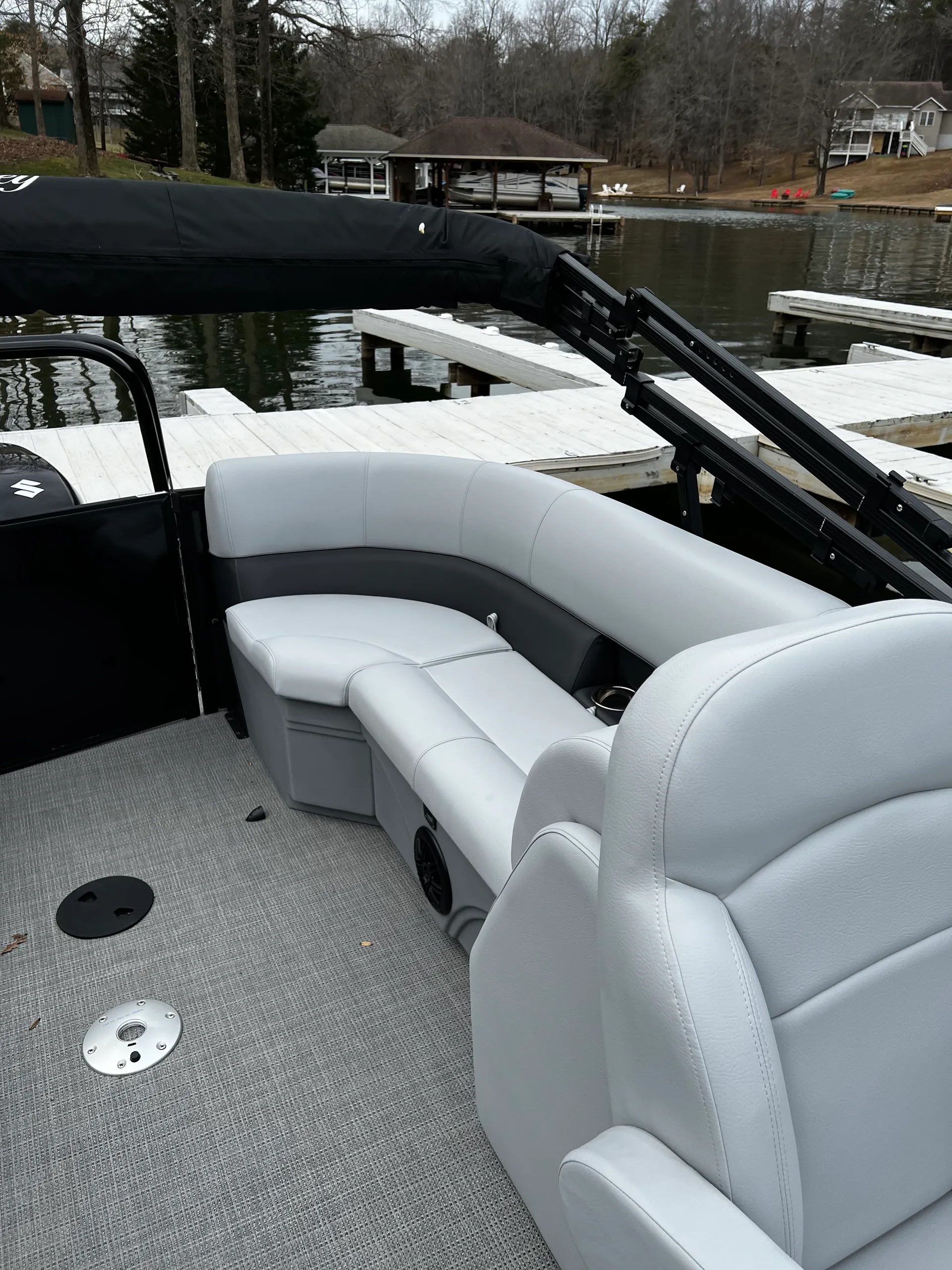 Encore Bentley 220 Navigator in Bumpass, VA — photo 8