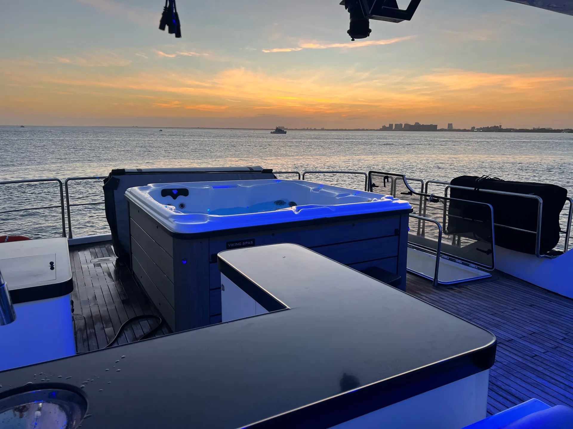 Rodman 105 in Miami Beach, FL — photo 8