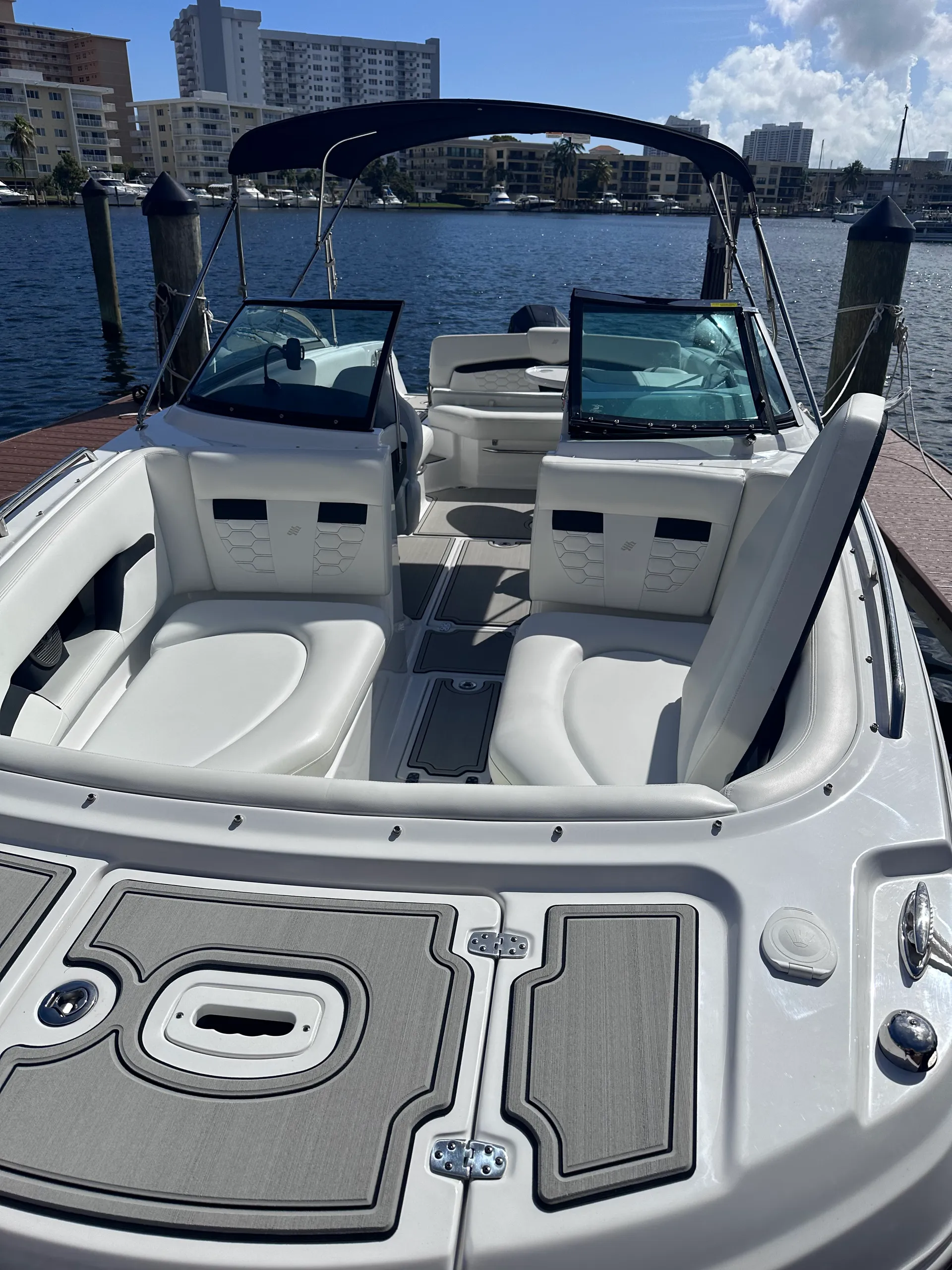 2022 Power boat with restroom. 