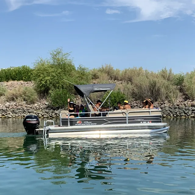Rent a SUN TRACKER pontoon in Bullhead City, AZ near me