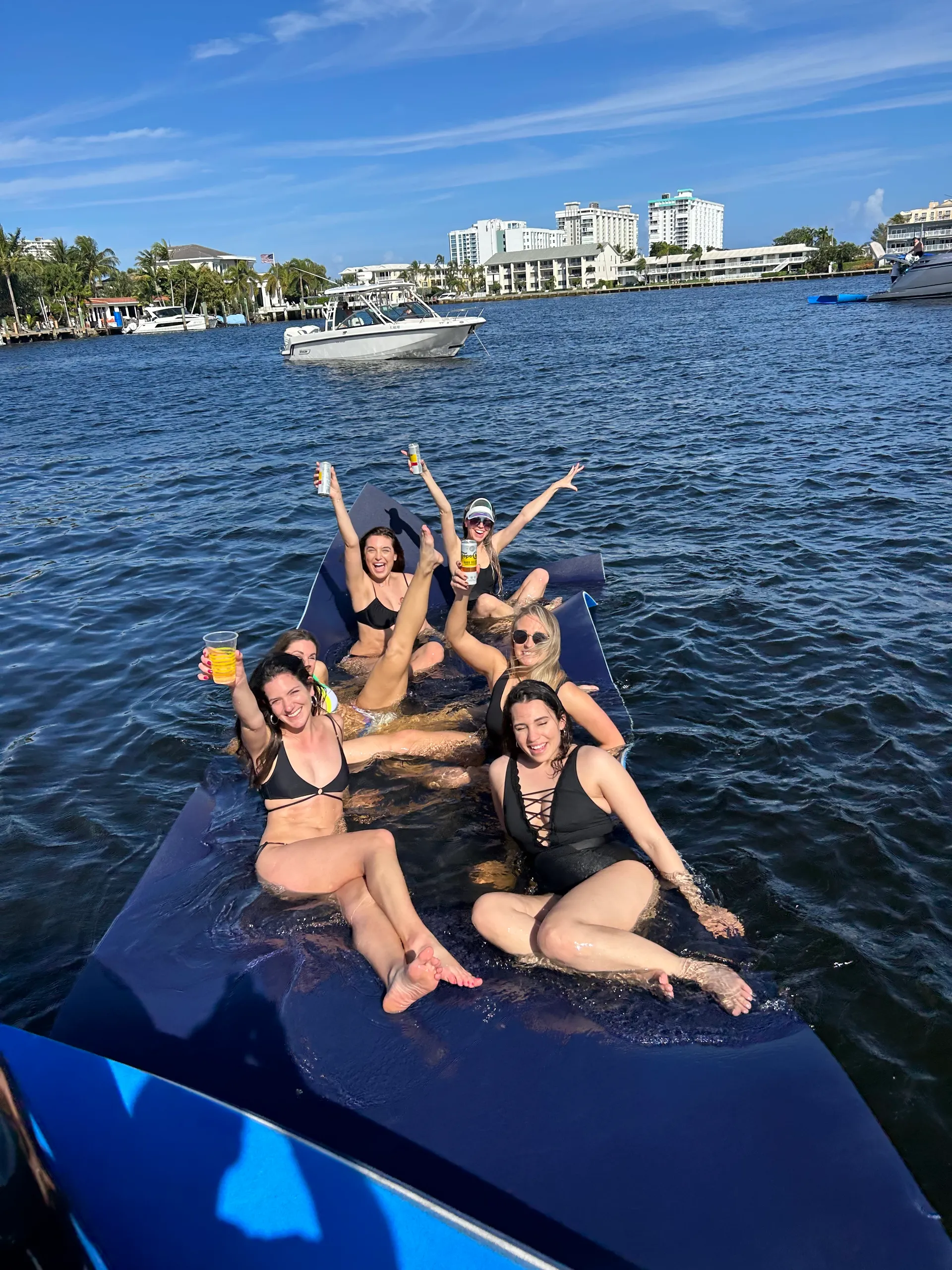 Midnight Express 39 Cuddy in Pompano Beach, FL — photo 4