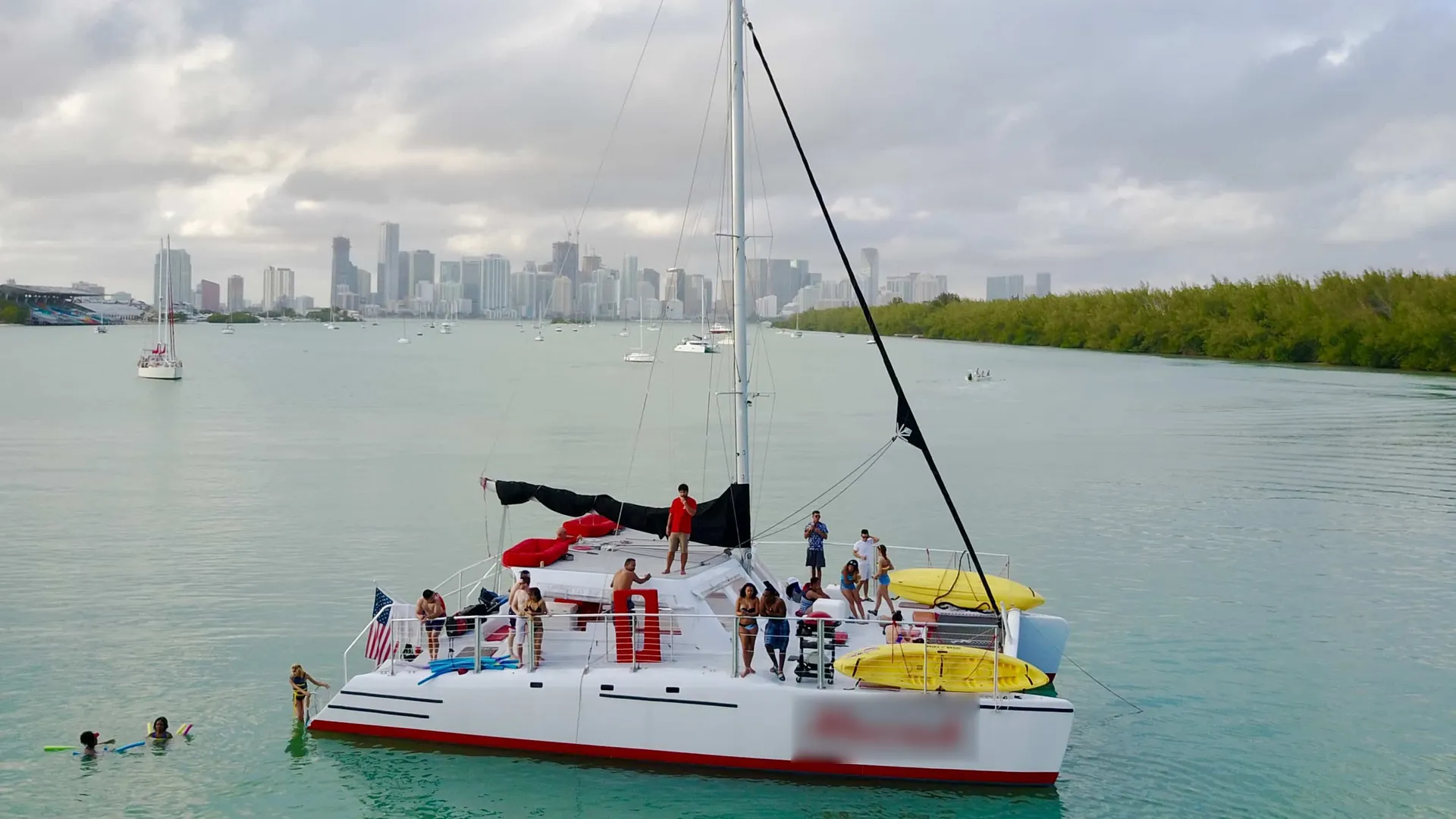 Custom Mariah in Miami Beach, FL — photo 2