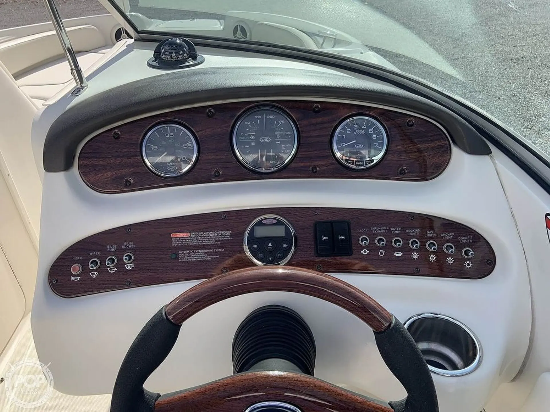 SEA RAY BOATS 240 SUNDECK in San Diego, CA — photo 8