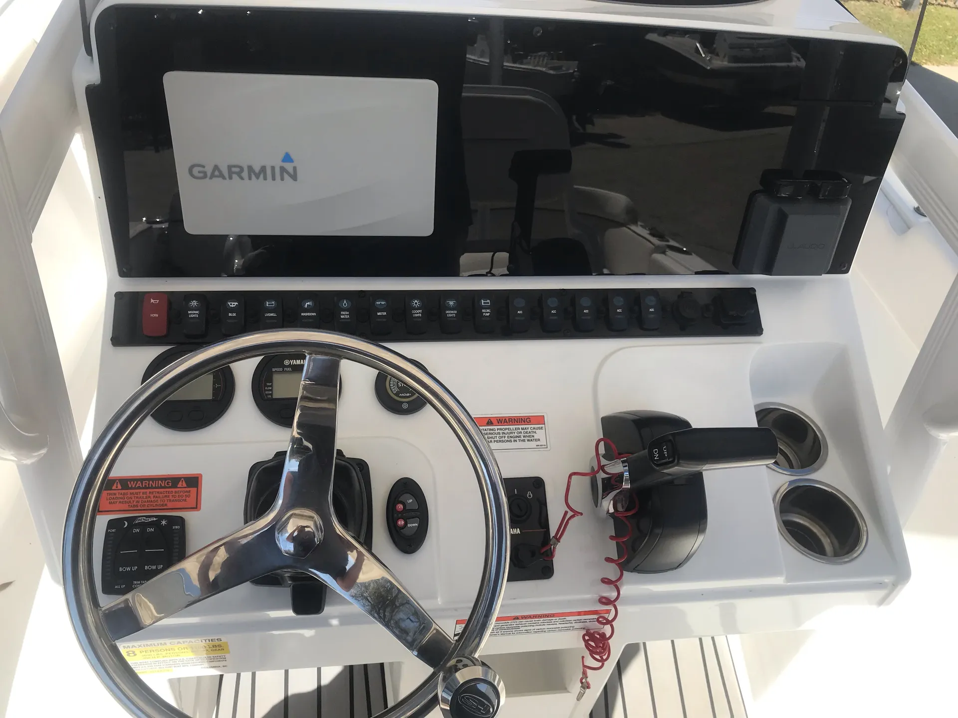 Super Clean/Like New 2021 21ft  Sea Hunt -219 Ultra