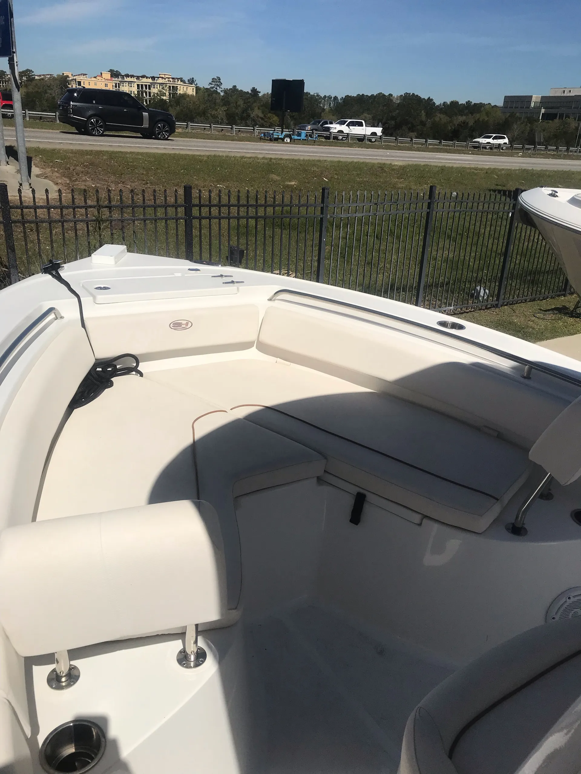 Super Clean/Like New 2021 21ft  Sea Hunt -219 Ultra