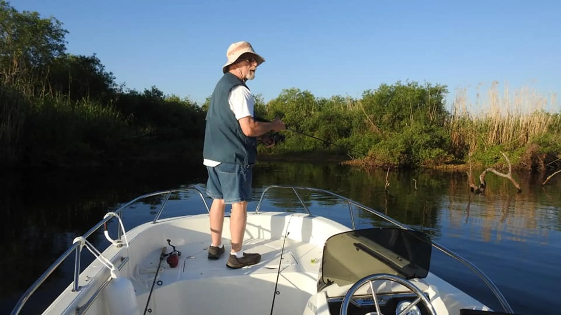 OAK HILL, FL!  2021 Boston Whaler 160 Unsinkable Legend!