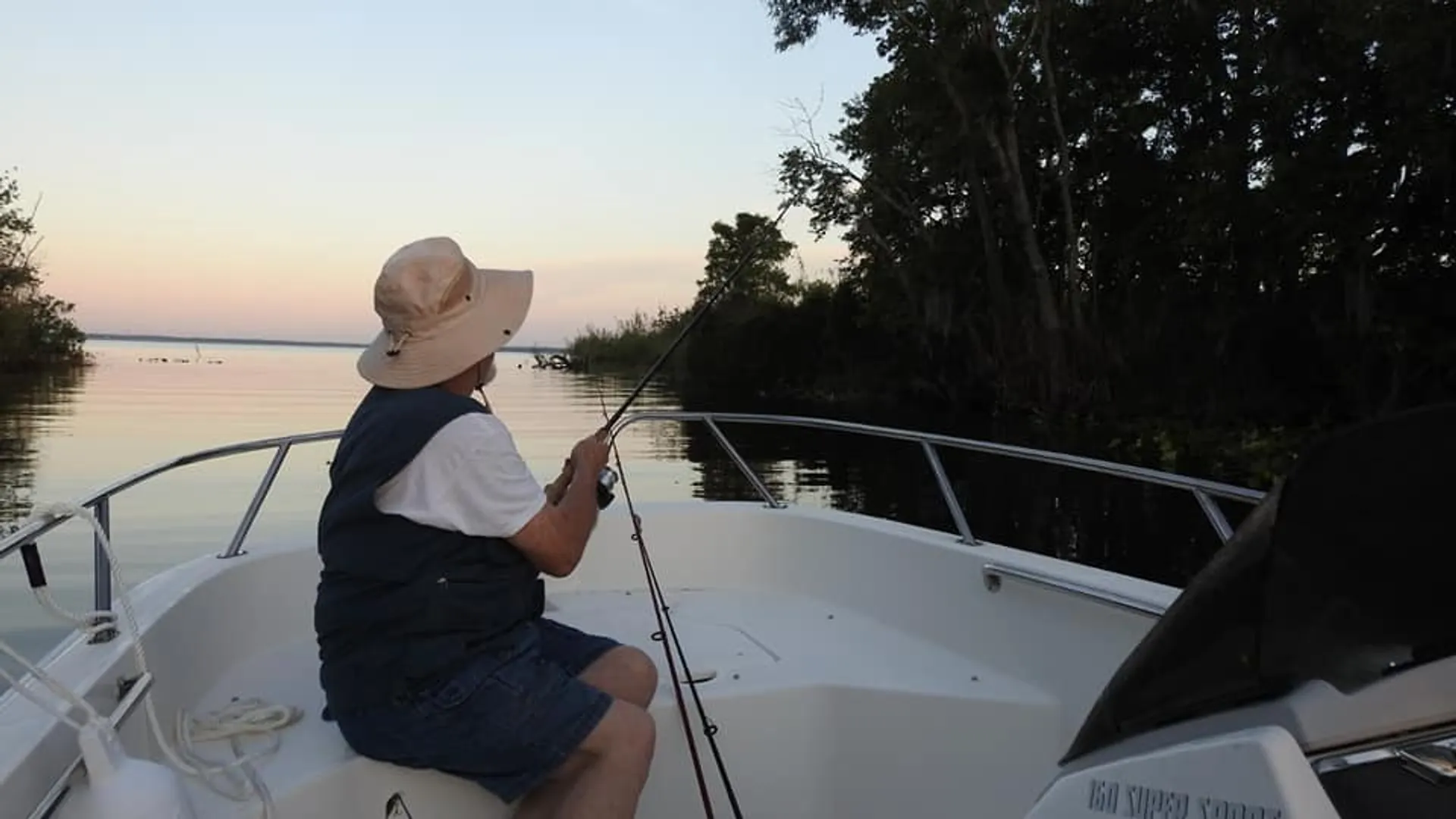 OAK HILL, FL!  2021 Boston Whaler 160 Unsinkable Legend!