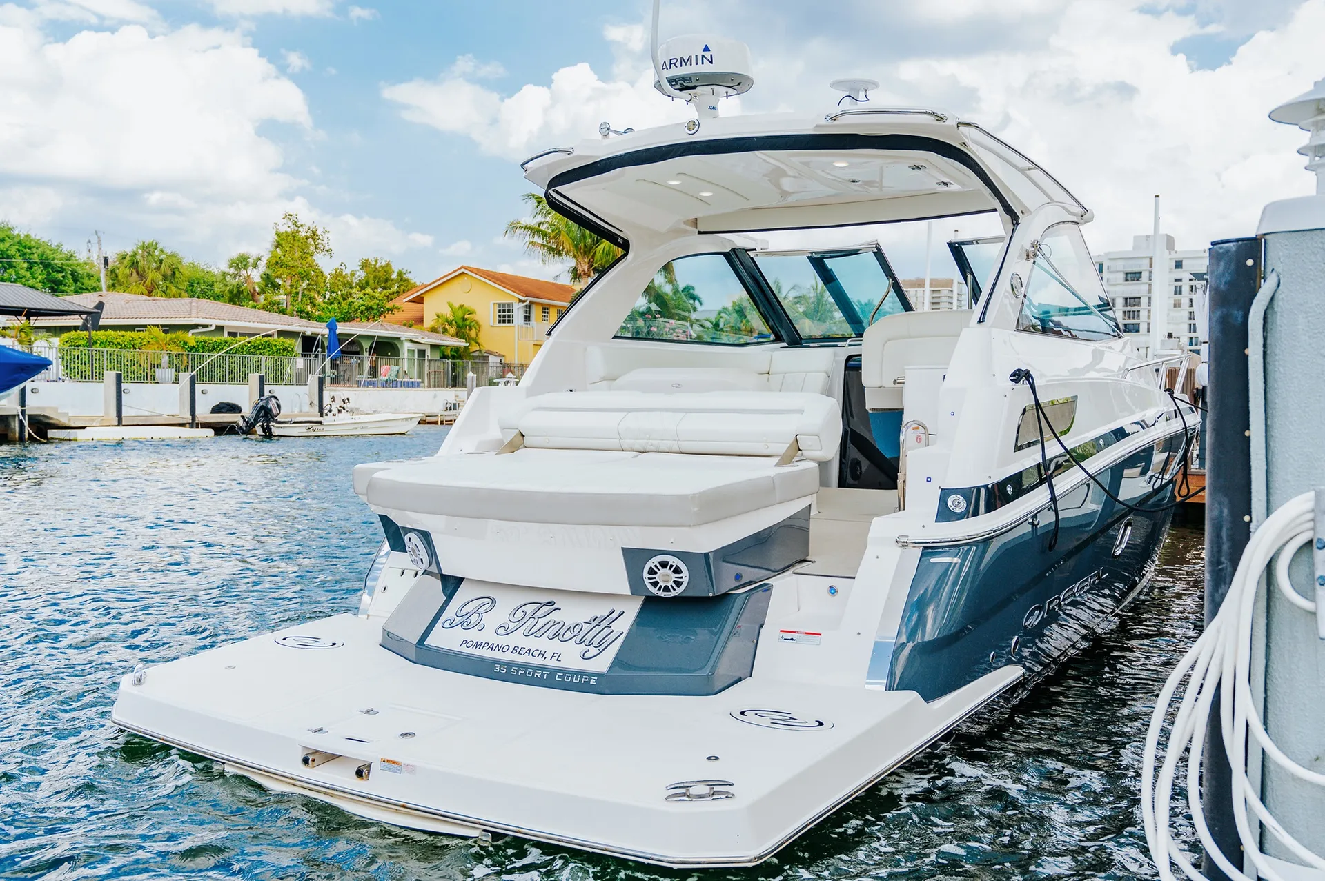 REGAL BOATS 35 SPORT COUPE W/JOYSTICK in Pompano Beach, FL — photo 3
