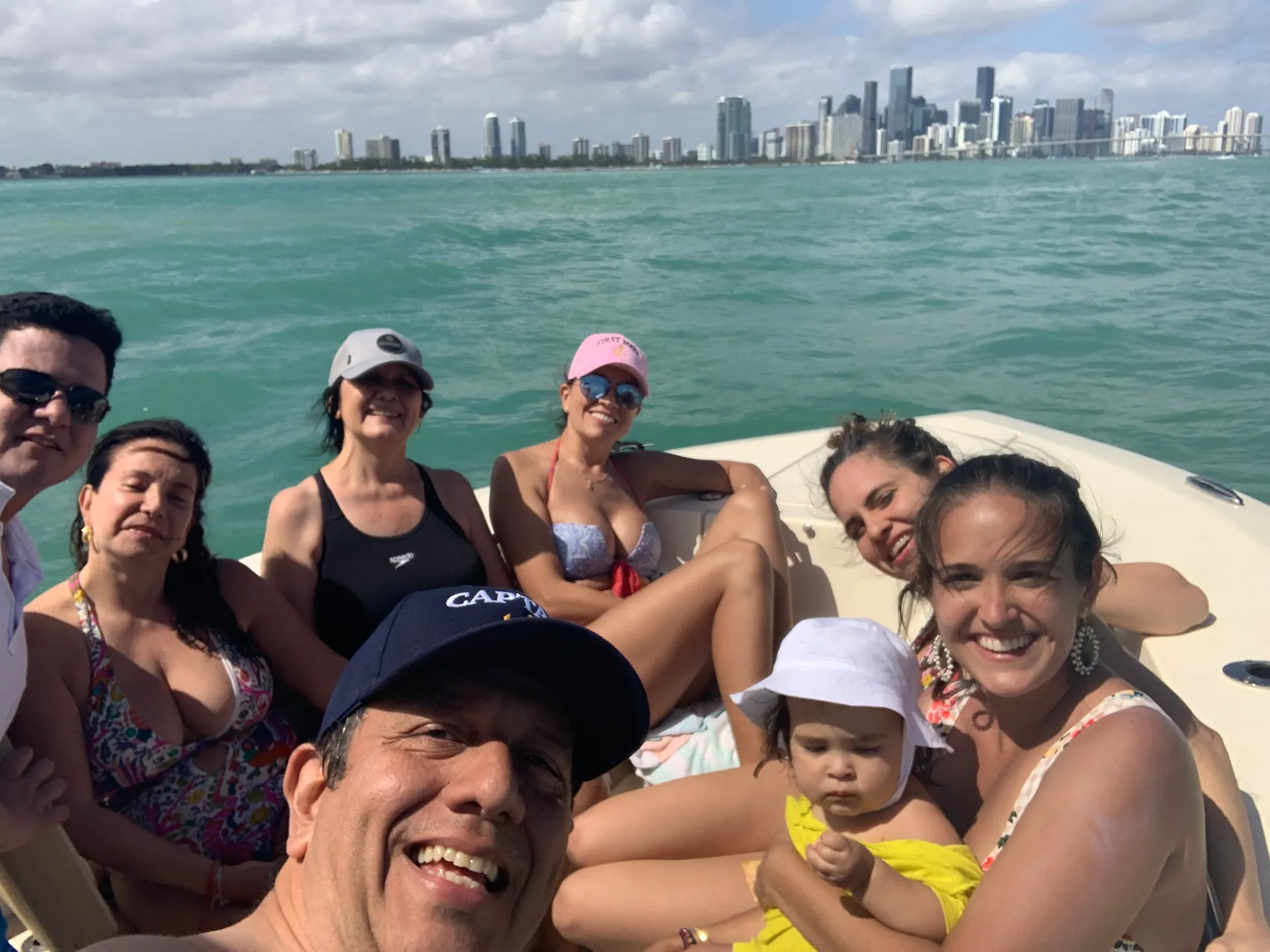 Scout Boats 255 LXF in Key Biscayne, FL — photo 3