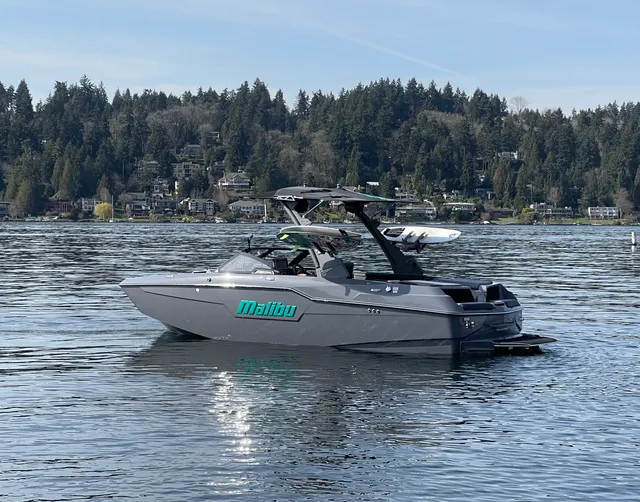 Rent a MALIBU BOATS ski and wakeboard in Bellevue, WA near me