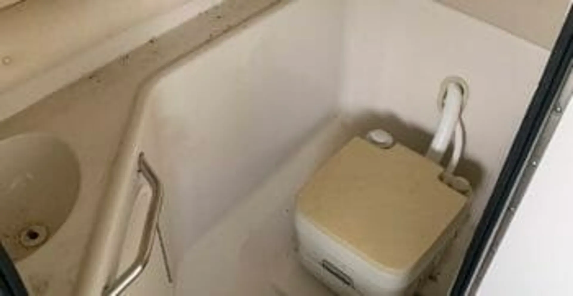 SEA RAY BOATS 240 SUNDECK in San Diego, CA — photo 5