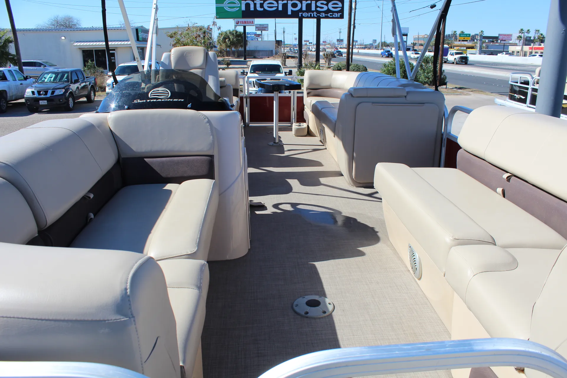 SaltLyf Cruises Boat Rental - LOCATED IN PORT ARANSAS