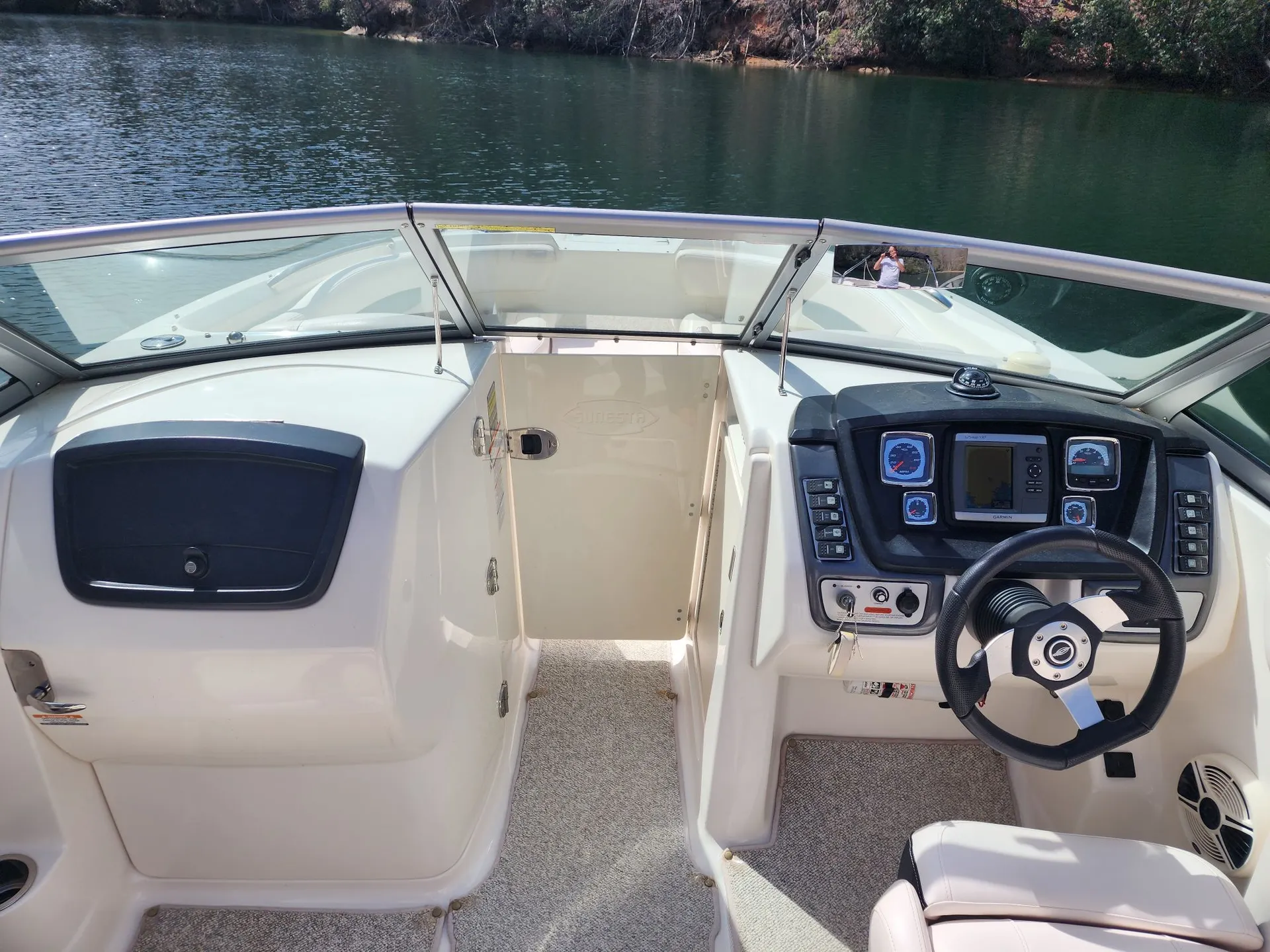 24.4' Open Bow, the cleanest fully functional boat around!