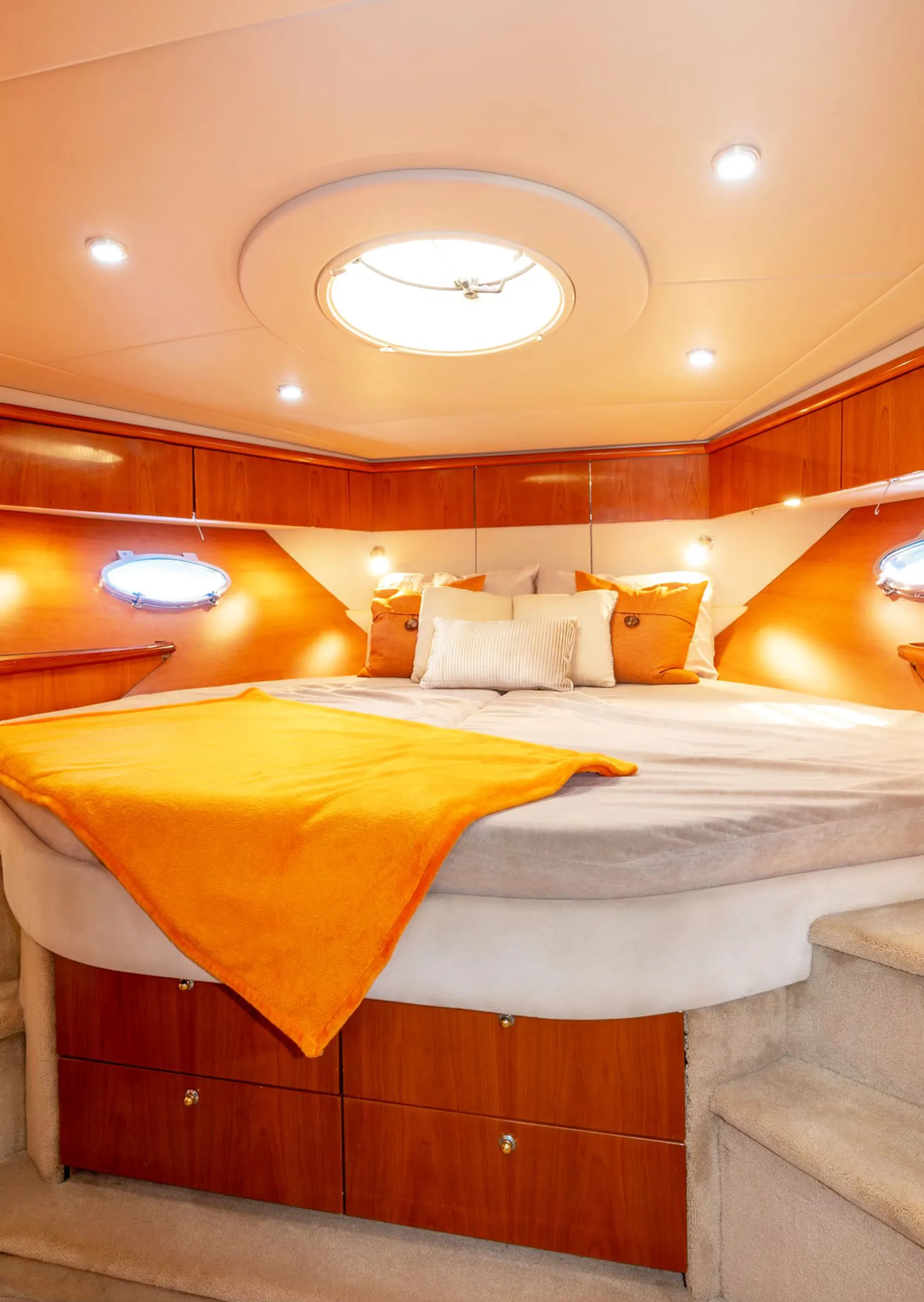 62' Luxury Sport Yacht in Miami