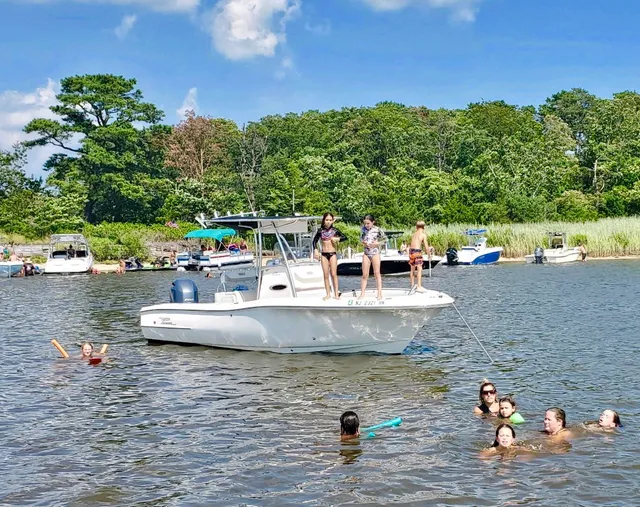 Rent a Pioneer Boats center console in Somers Point, NJ near me