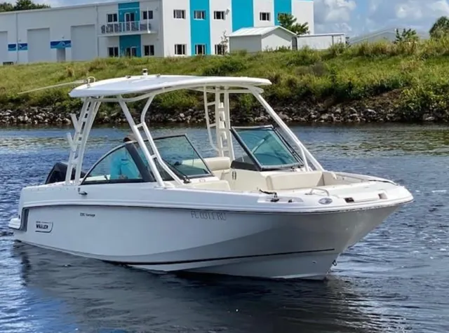 Rent a BOSTON WHALER bow rider in Port Charlotte, FL near me