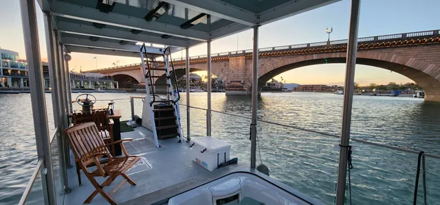 Rent a Jacuzzi Double Deck deck boat in Lake Havasu City, AZ near me