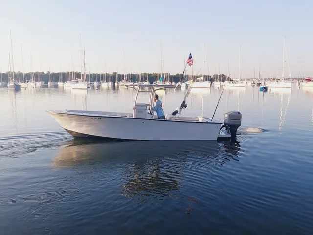 Rent a SeaCraft by Mako center console in Miami, FL near me
