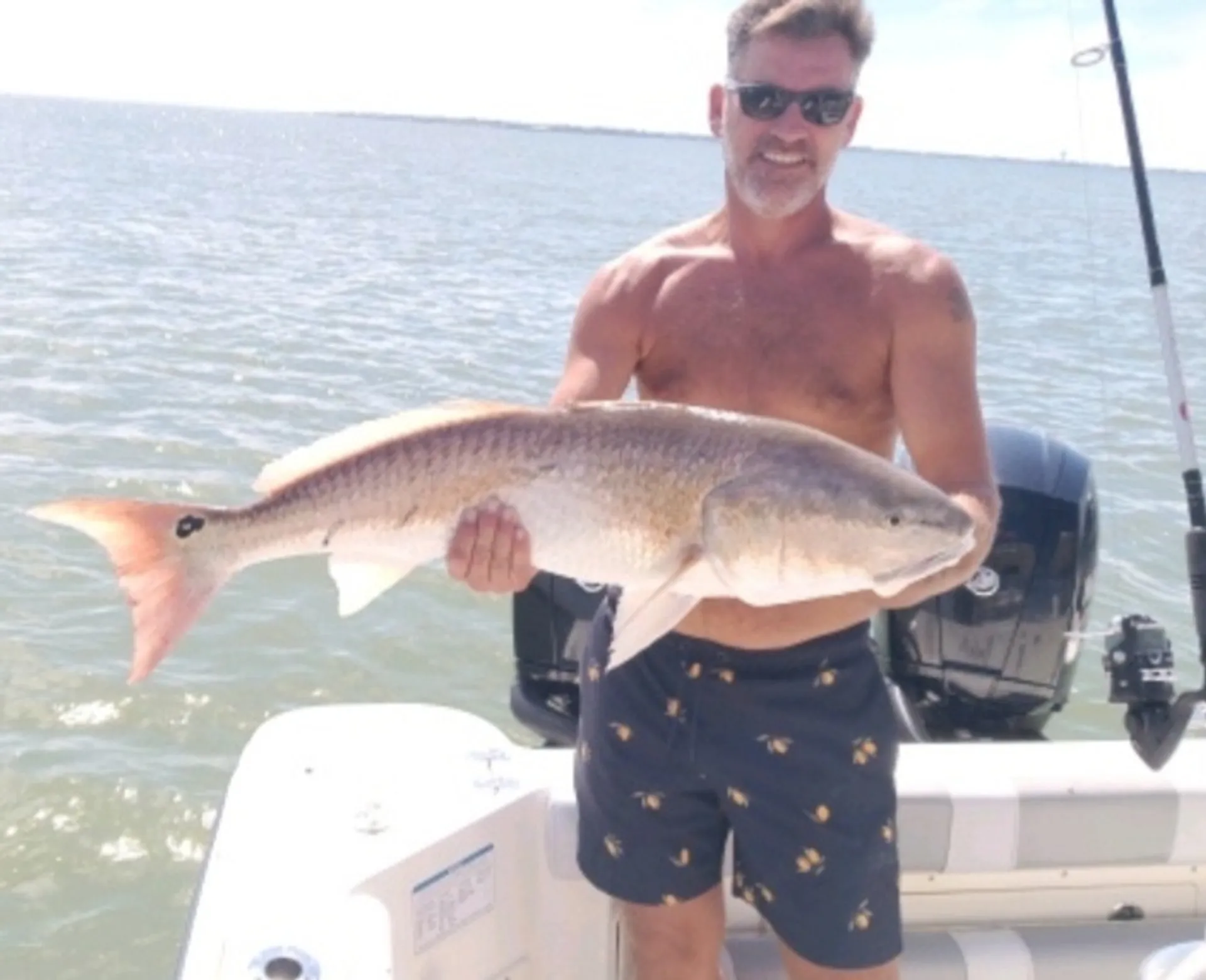 Escape on our 23.5’ Captained Comfortable Center Console 