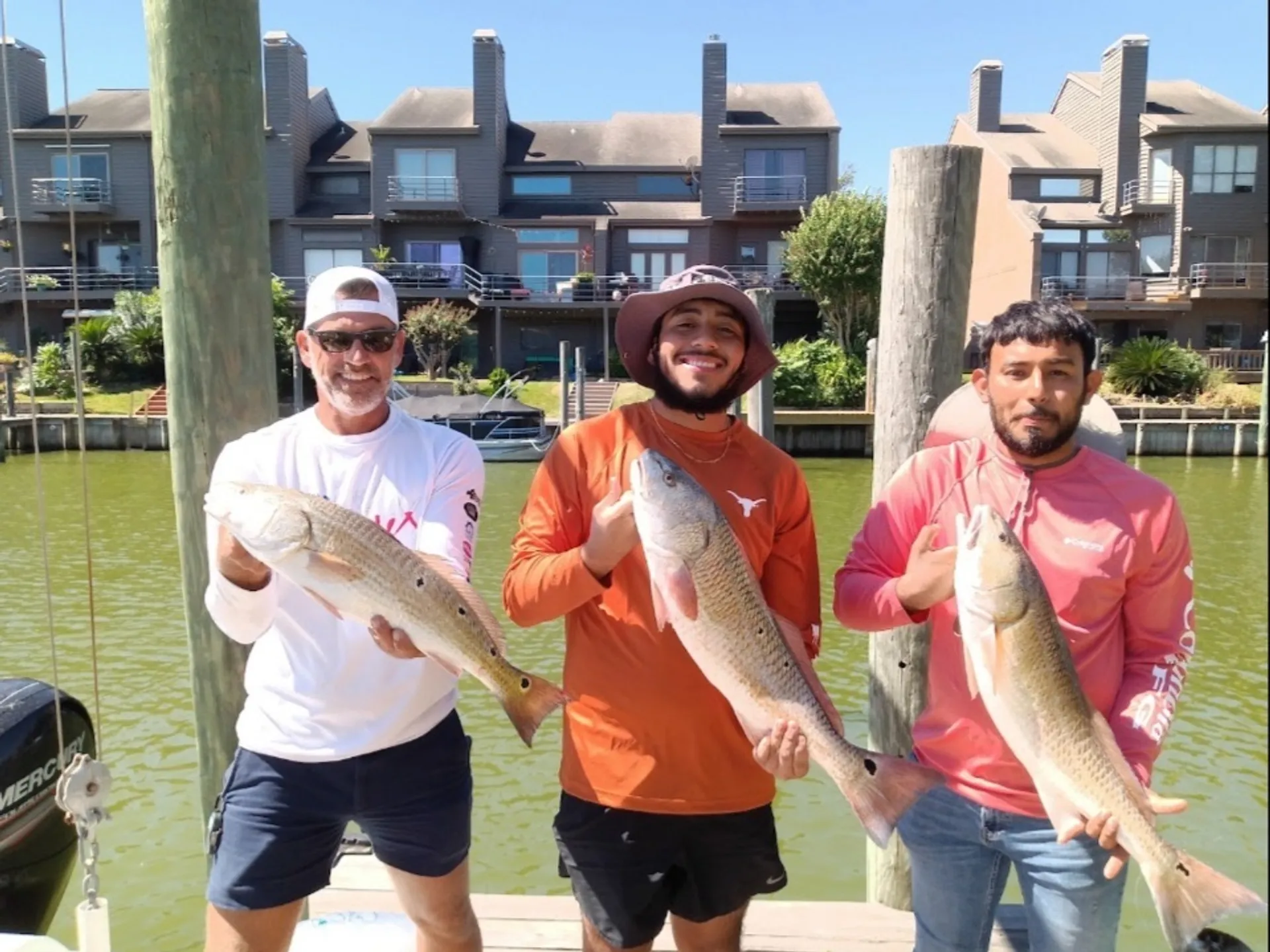 Escape on our 23.5’ Captained Comfortable Center Console 